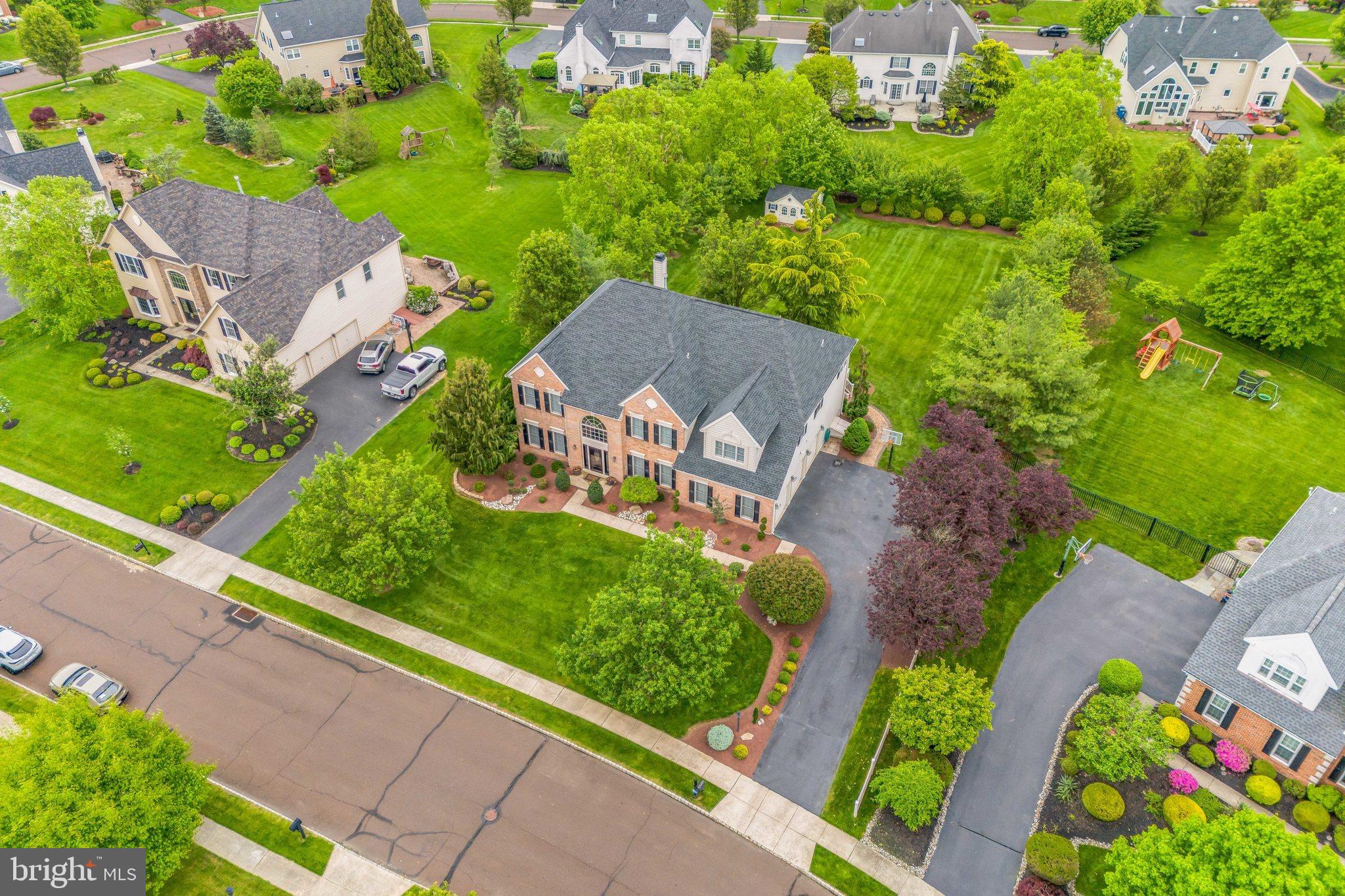 HORSHAM CHASE - Residential