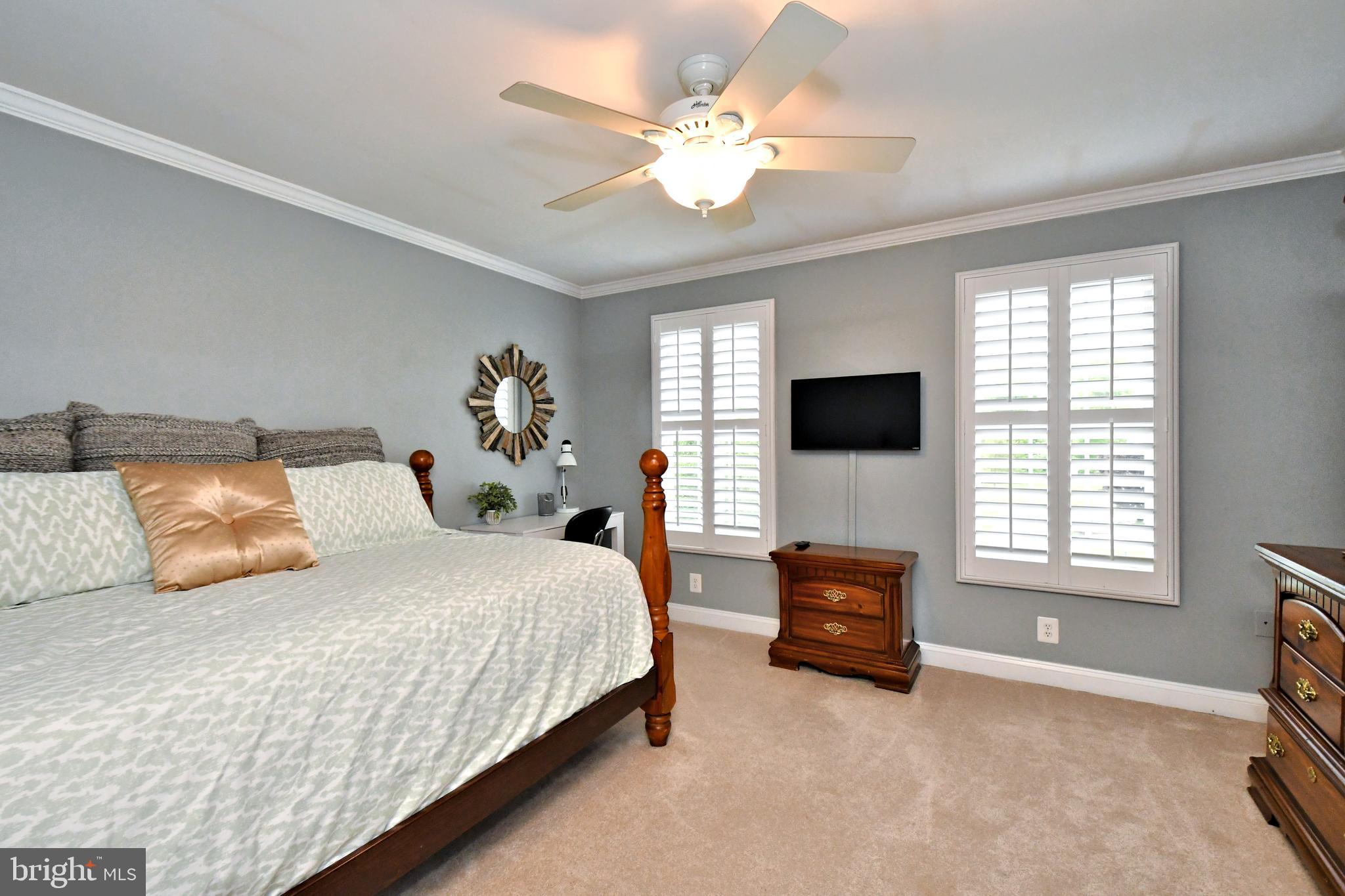 HORSHAM CHASE - Residential