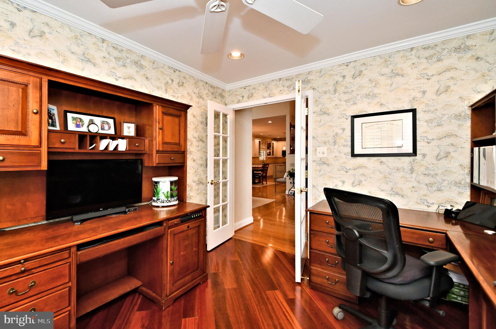 HORSHAM CHASE - Residential