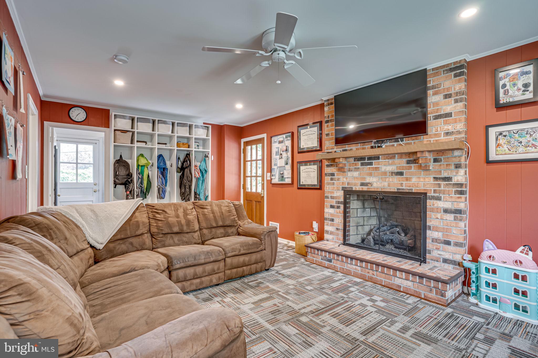 WEST SEVERNA PARK - Residential