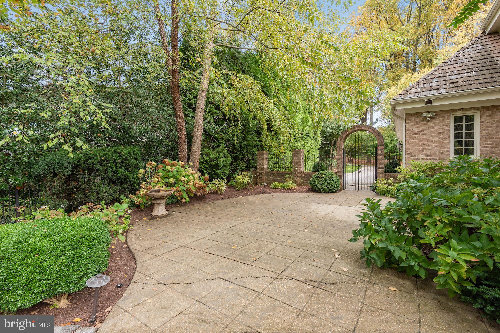 AVENEL - Residential