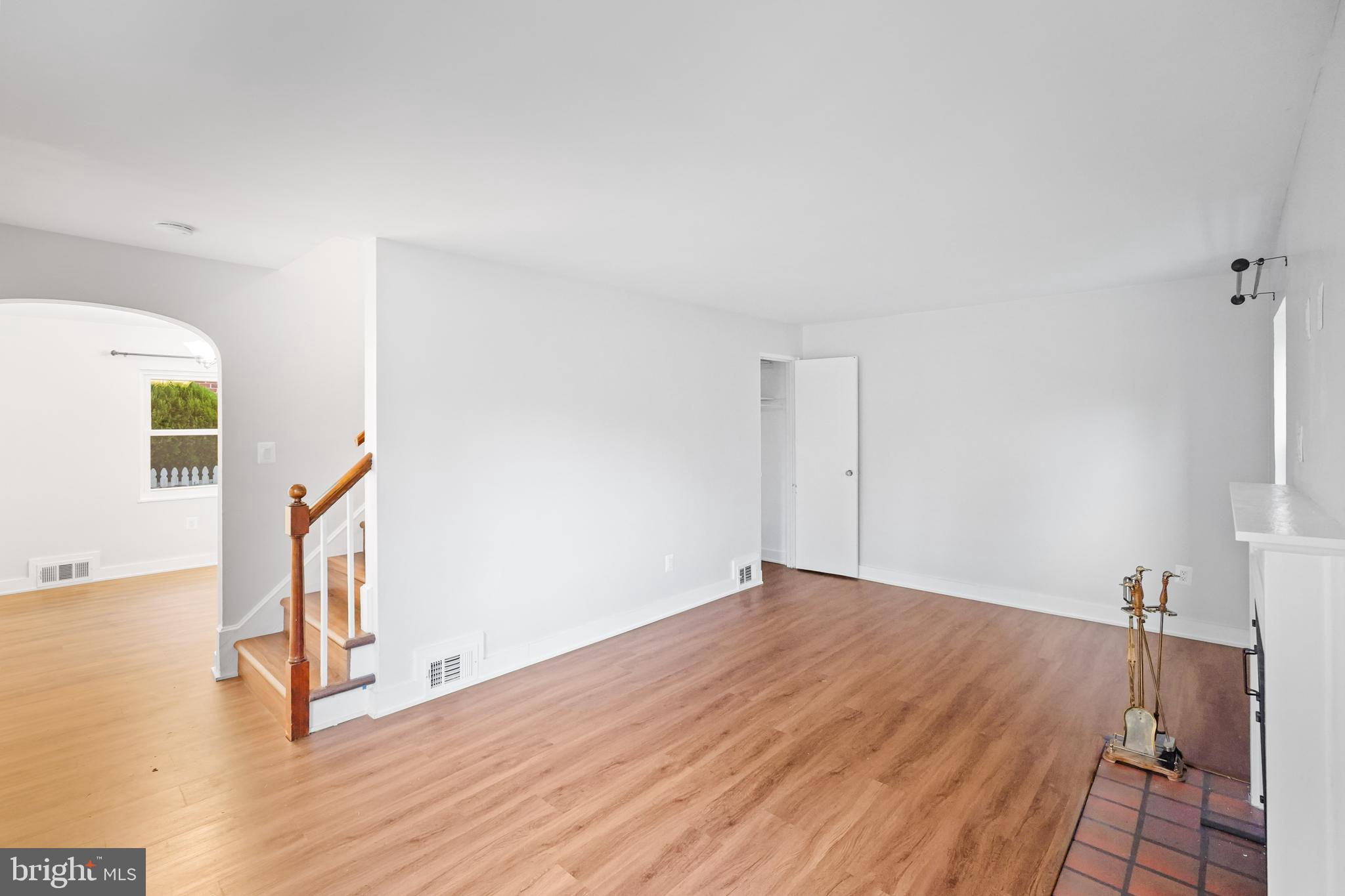 1008 N ROOSEVELT STREET