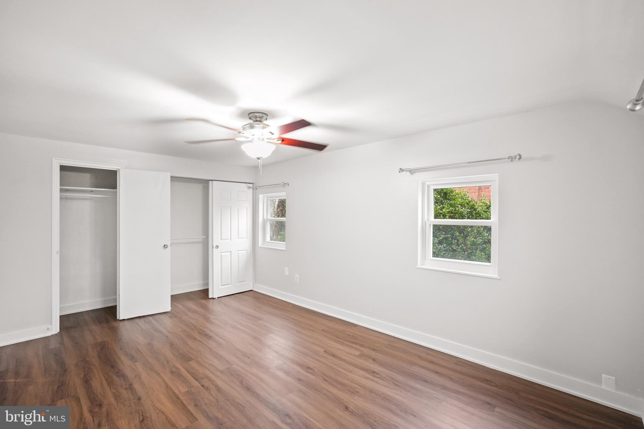 WHISTLING PINES - Residential