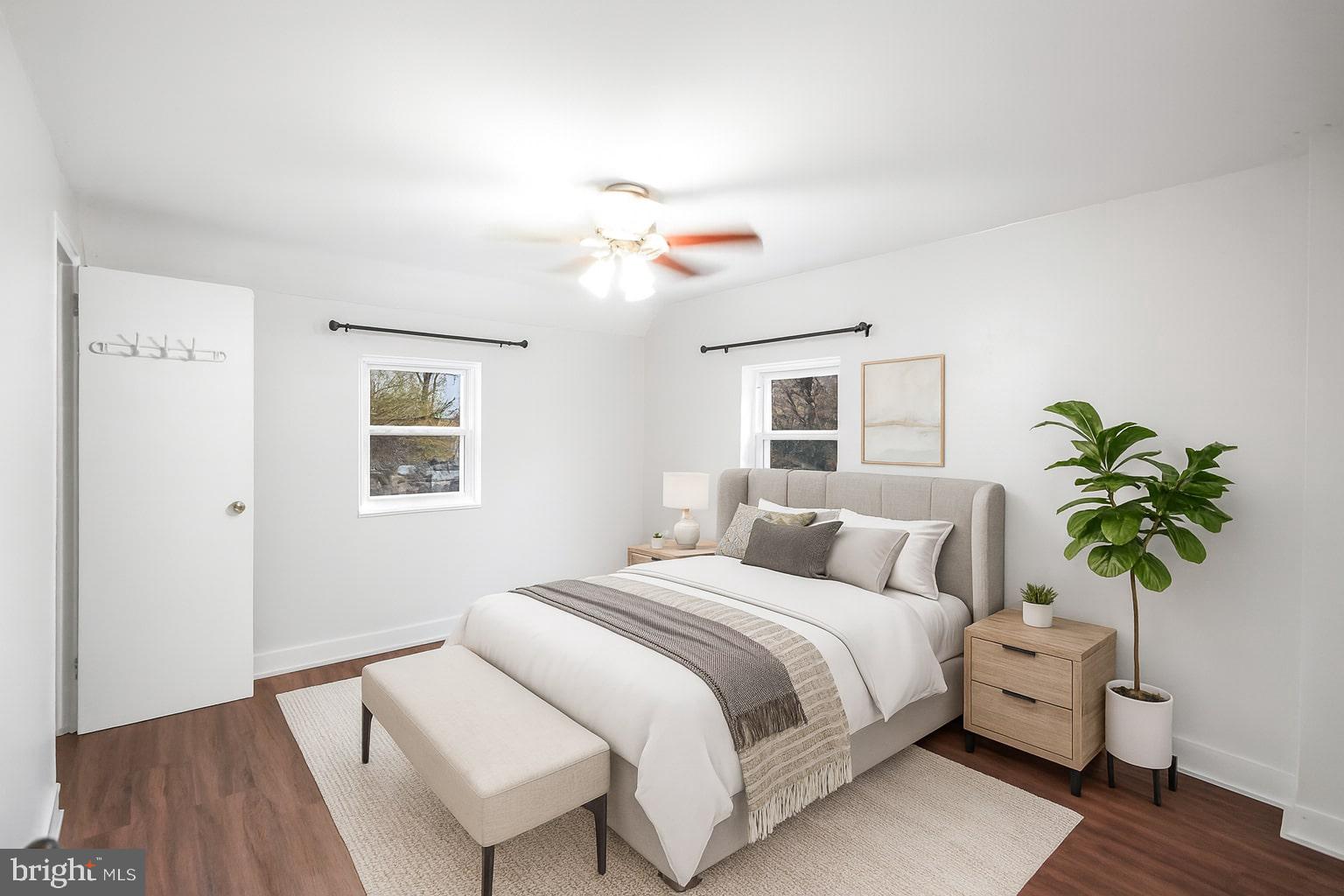 WHISTLING PINES - Residential