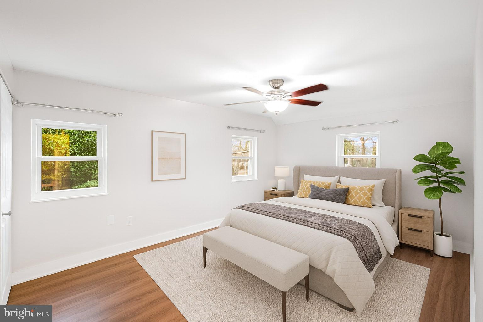 WHISTLING PINES - Residential