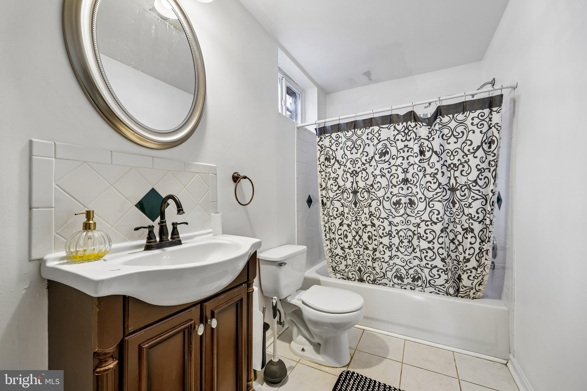 PHEASANT RUN - Residential