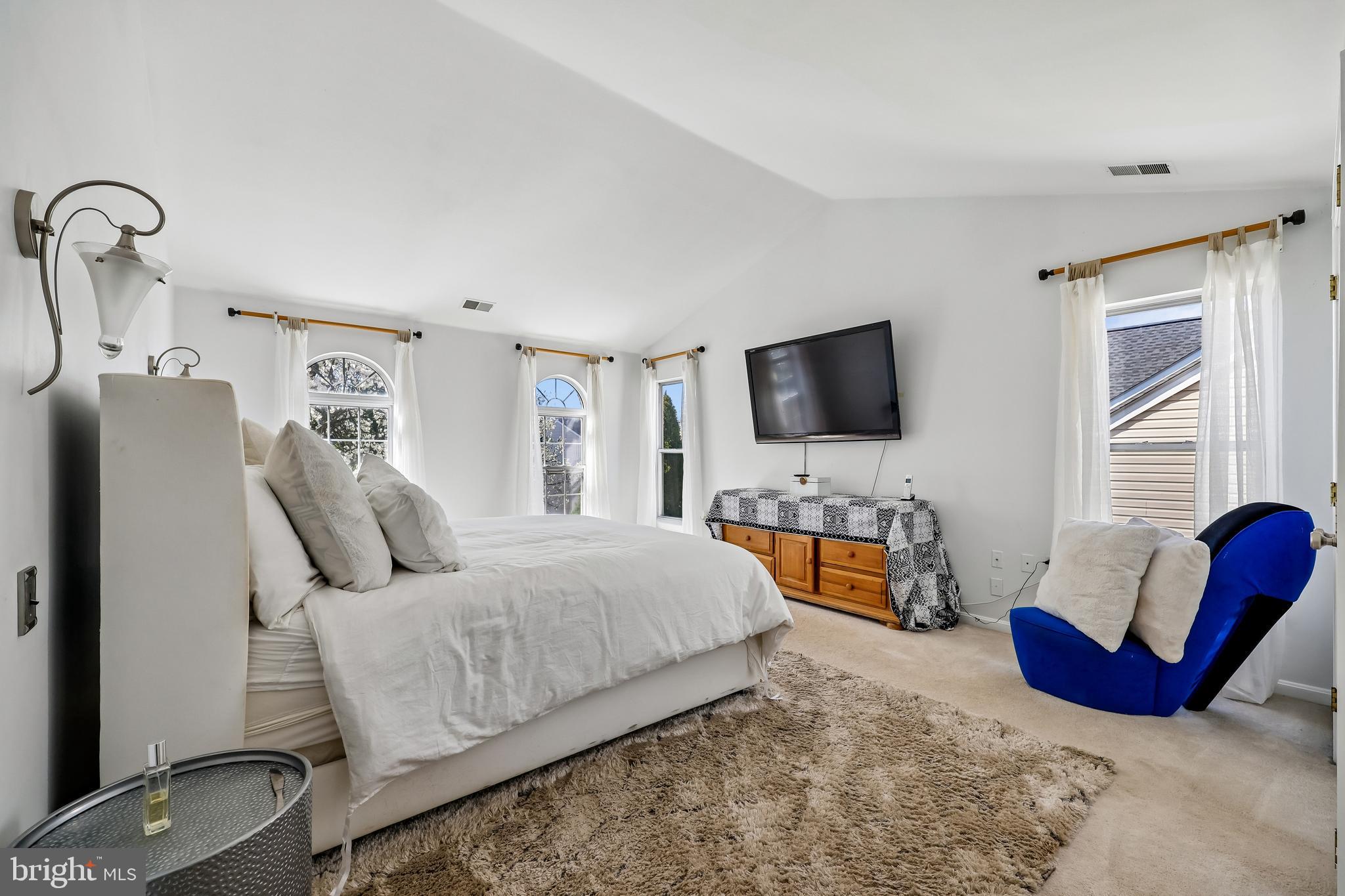 PHEASANT RUN - Residential