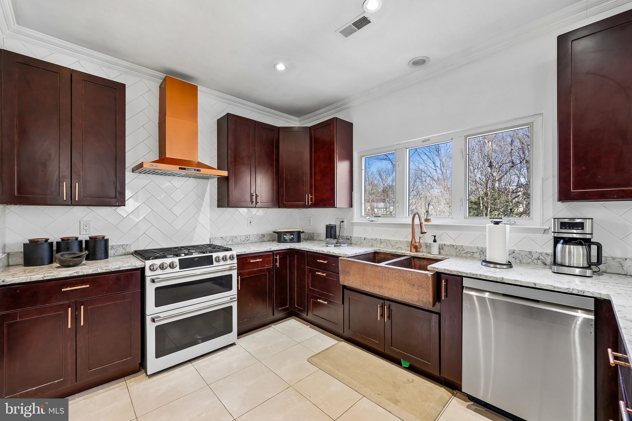 PHEASANT RUN - Residential