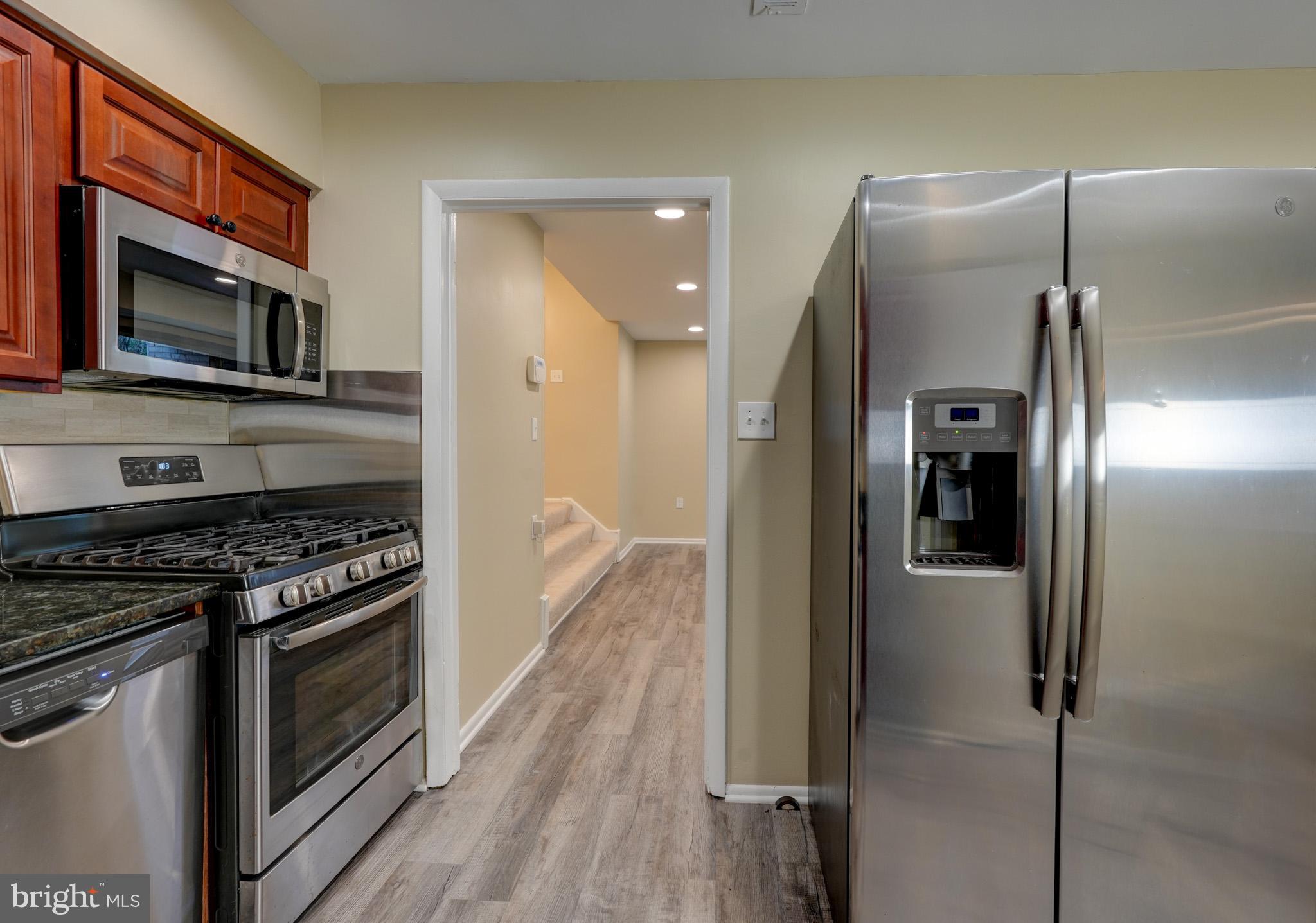 NORTH CREEK VILLAS - Residential