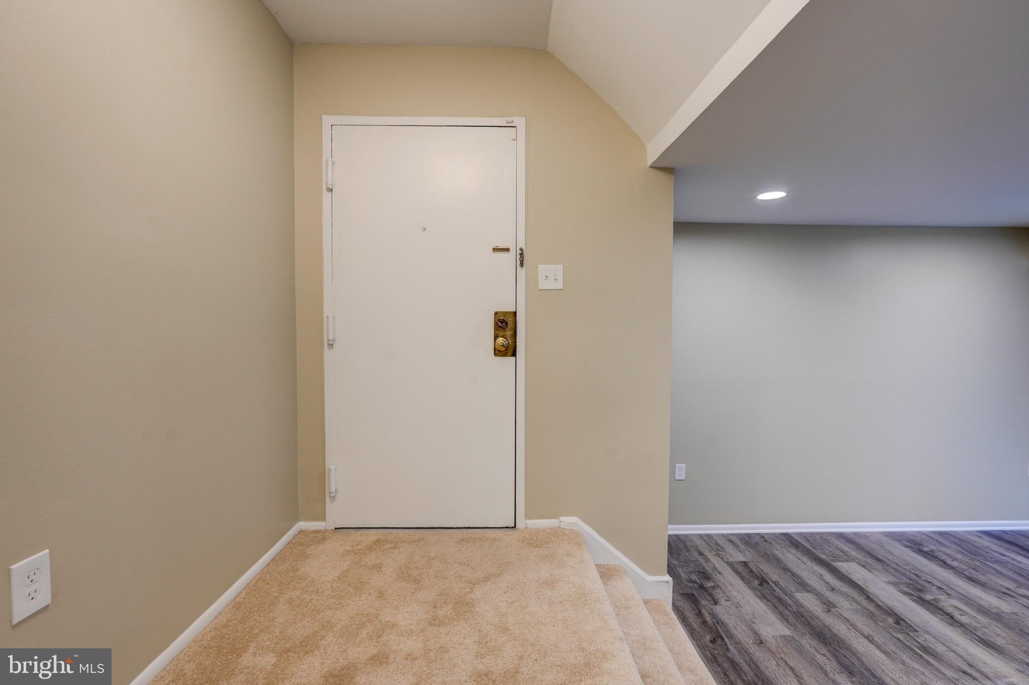 NORTH CREEK VILLAS - Residential