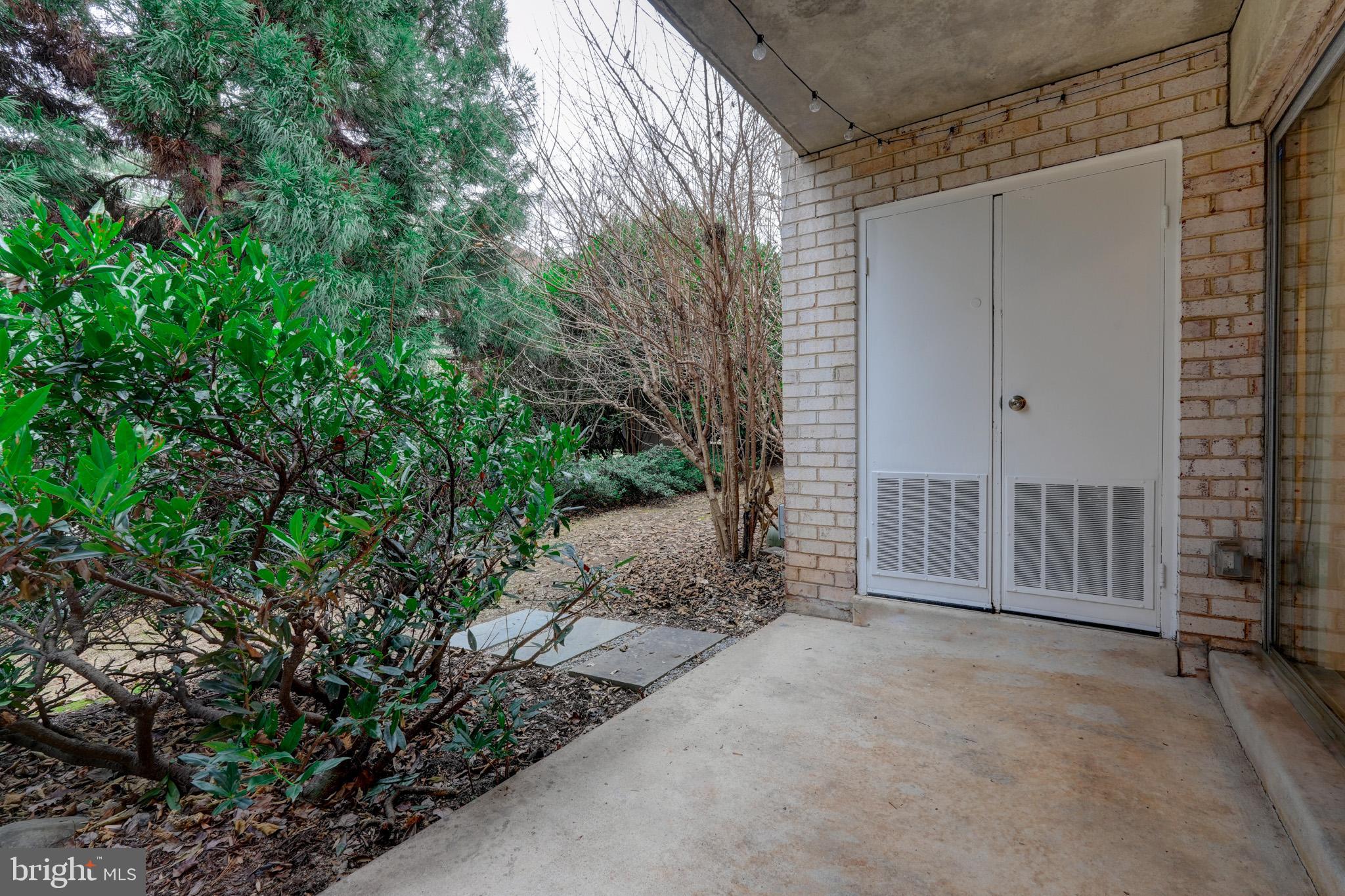 NORTH CREEK VILLAS - Residential