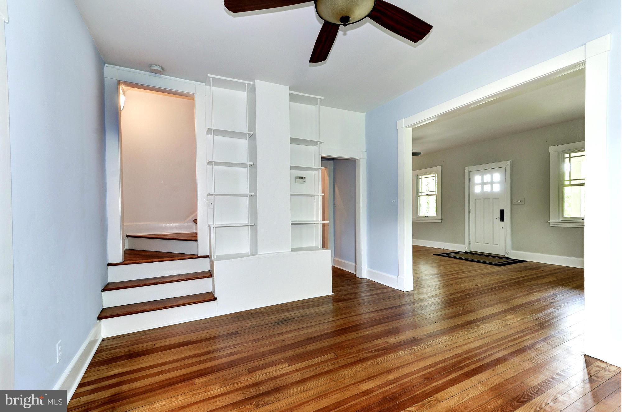 EDGEWATER BEACH - Residential