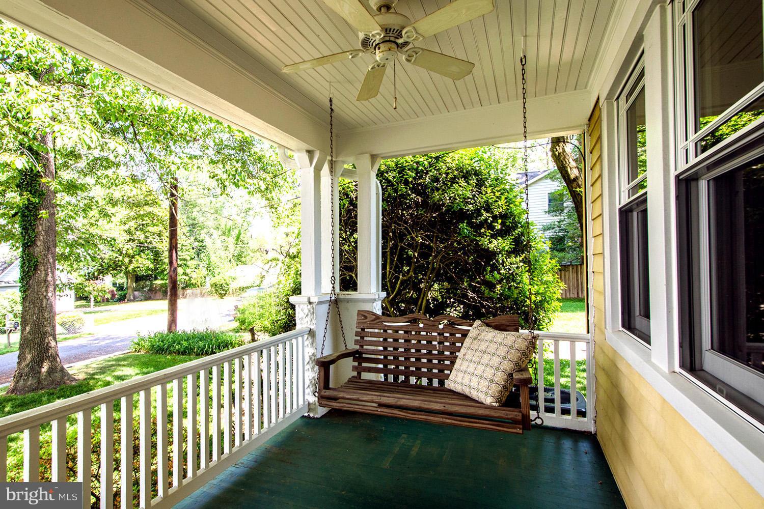 EDGEWATER BEACH - Residential