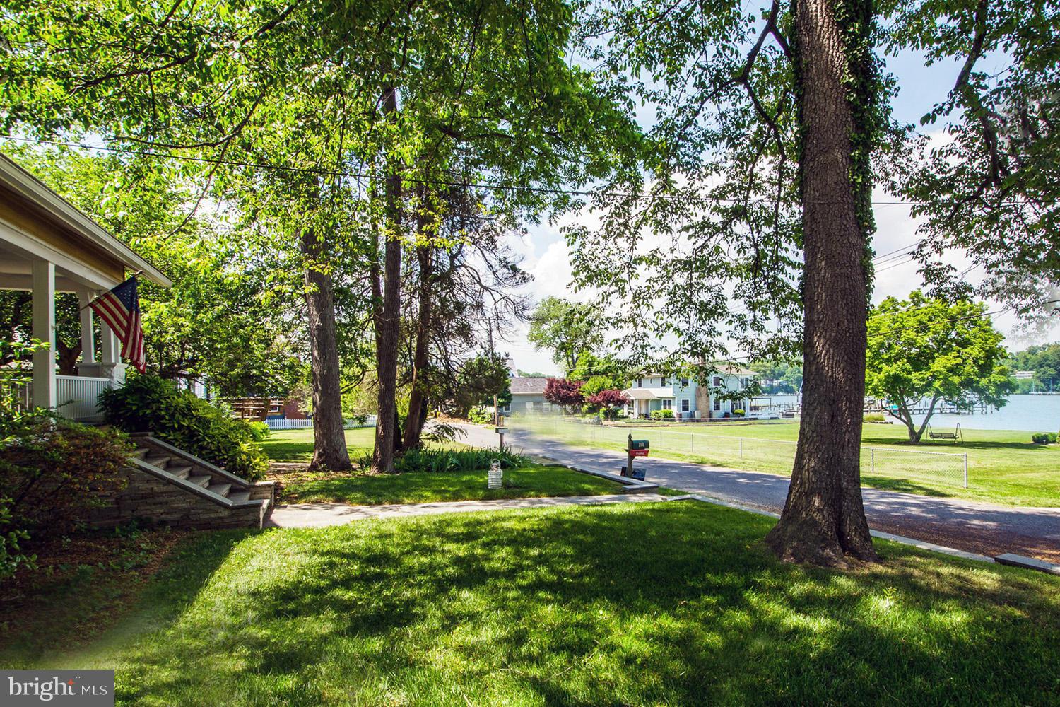 EDGEWATER BEACH - Residential