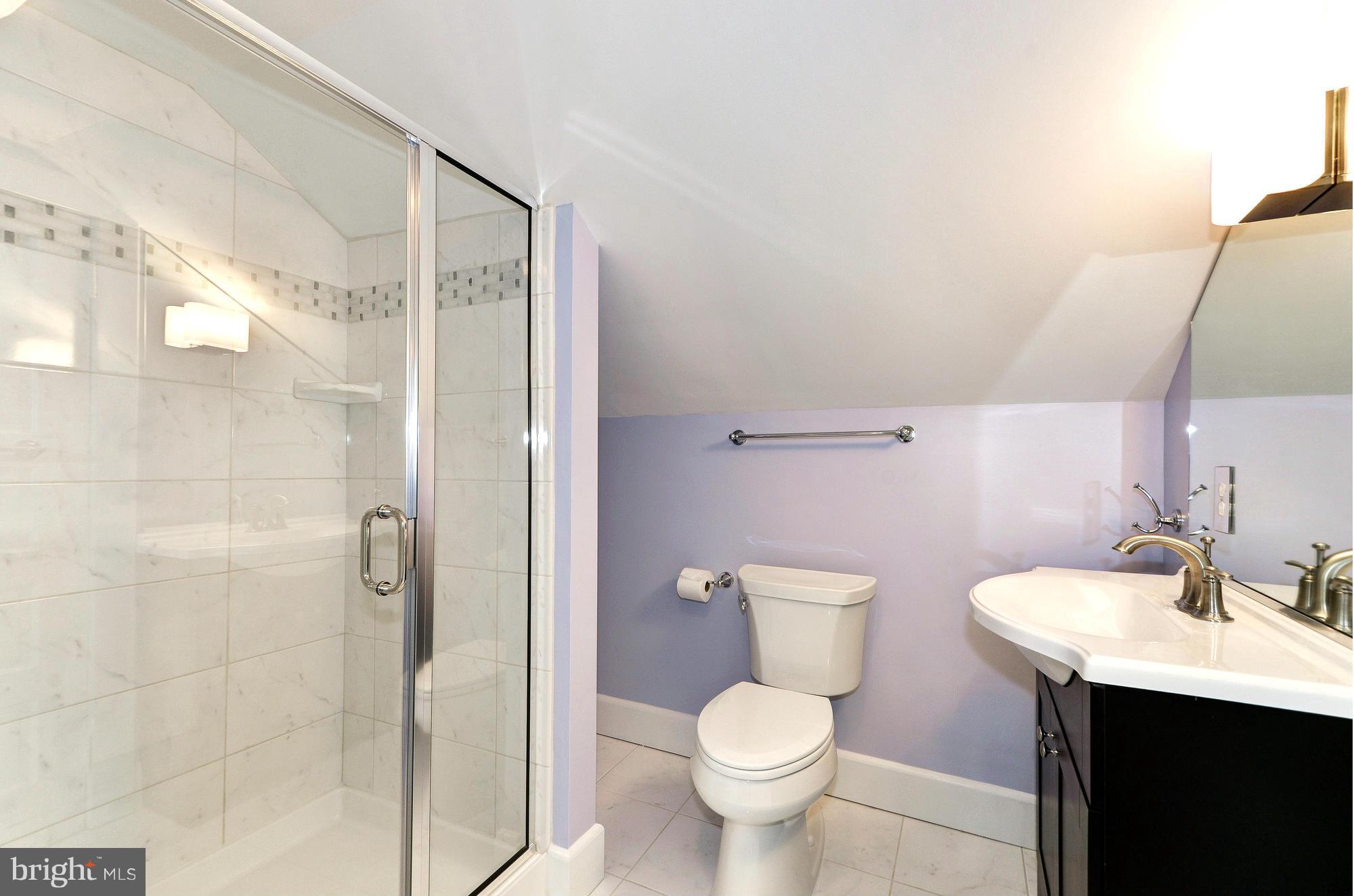 EDGEWATER BEACH - Residential