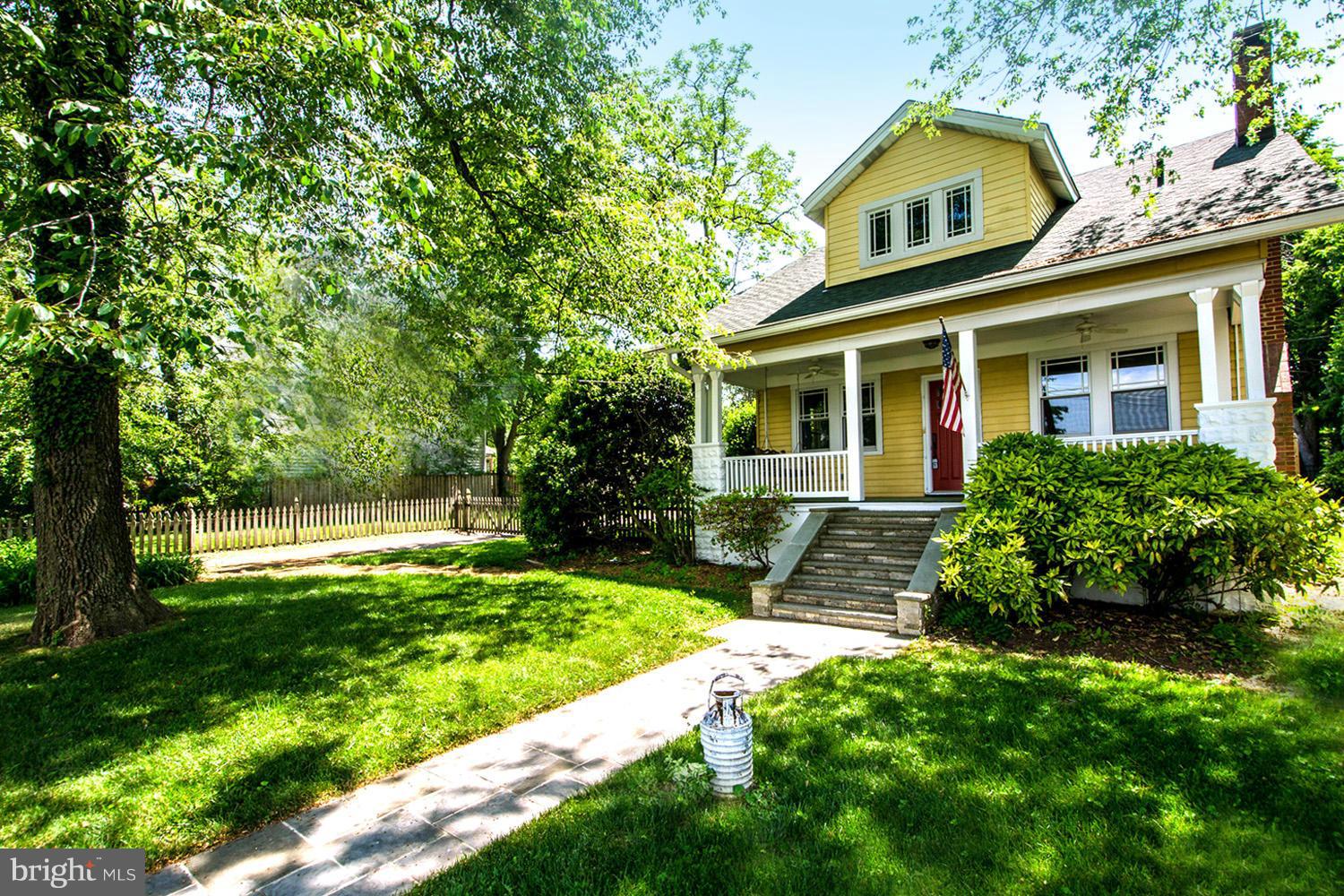 EDGEWATER BEACH - Residential