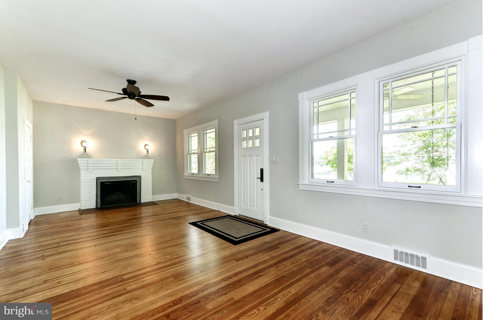 EDGEWATER BEACH - Residential