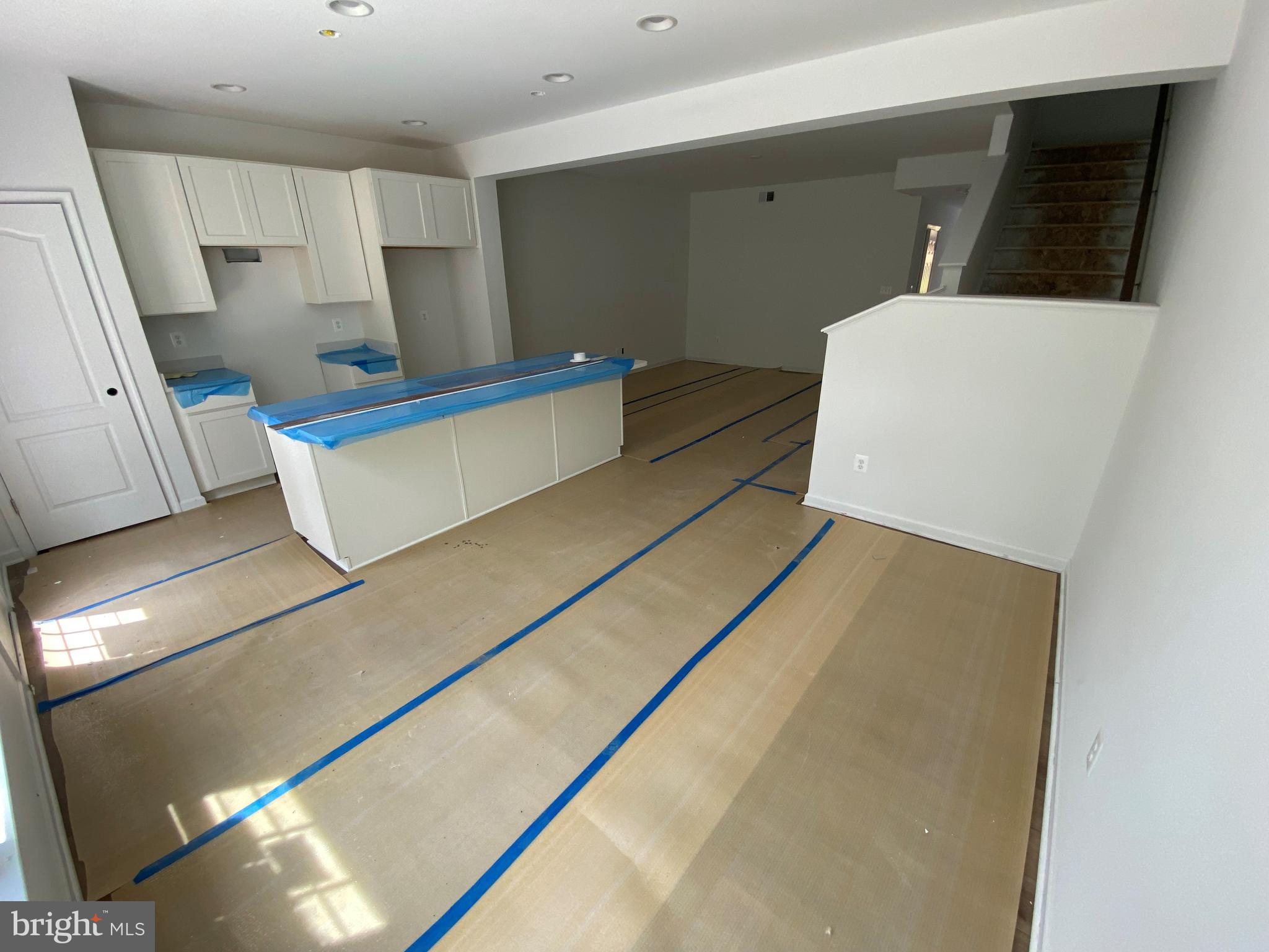 MCCAULEY CROSSING - Residential