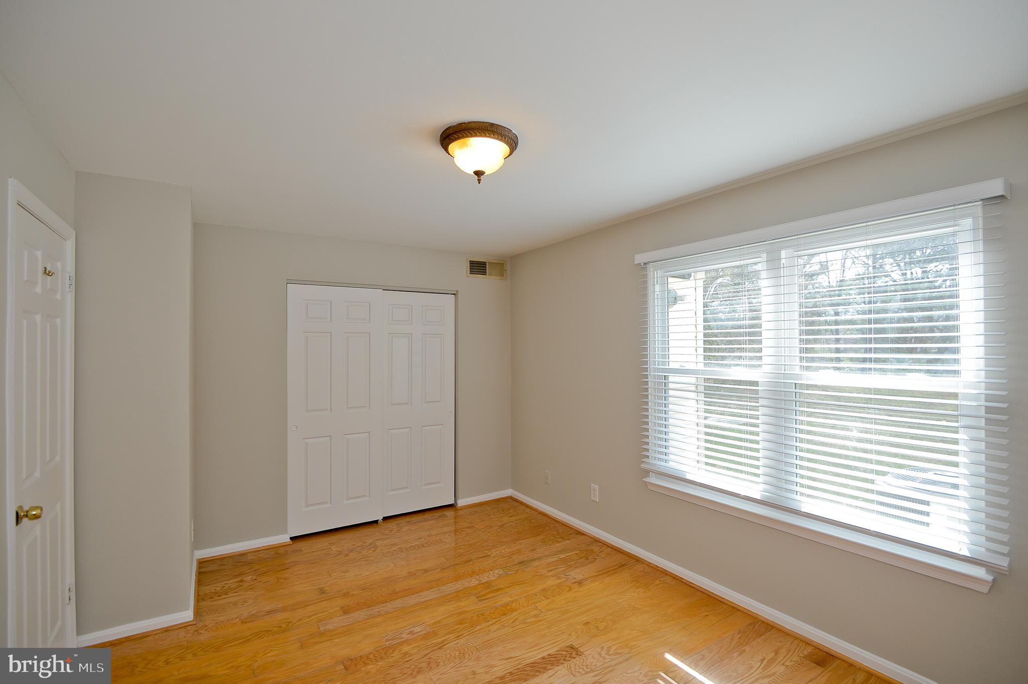 PONDS AT CENTREVILLE - Residential