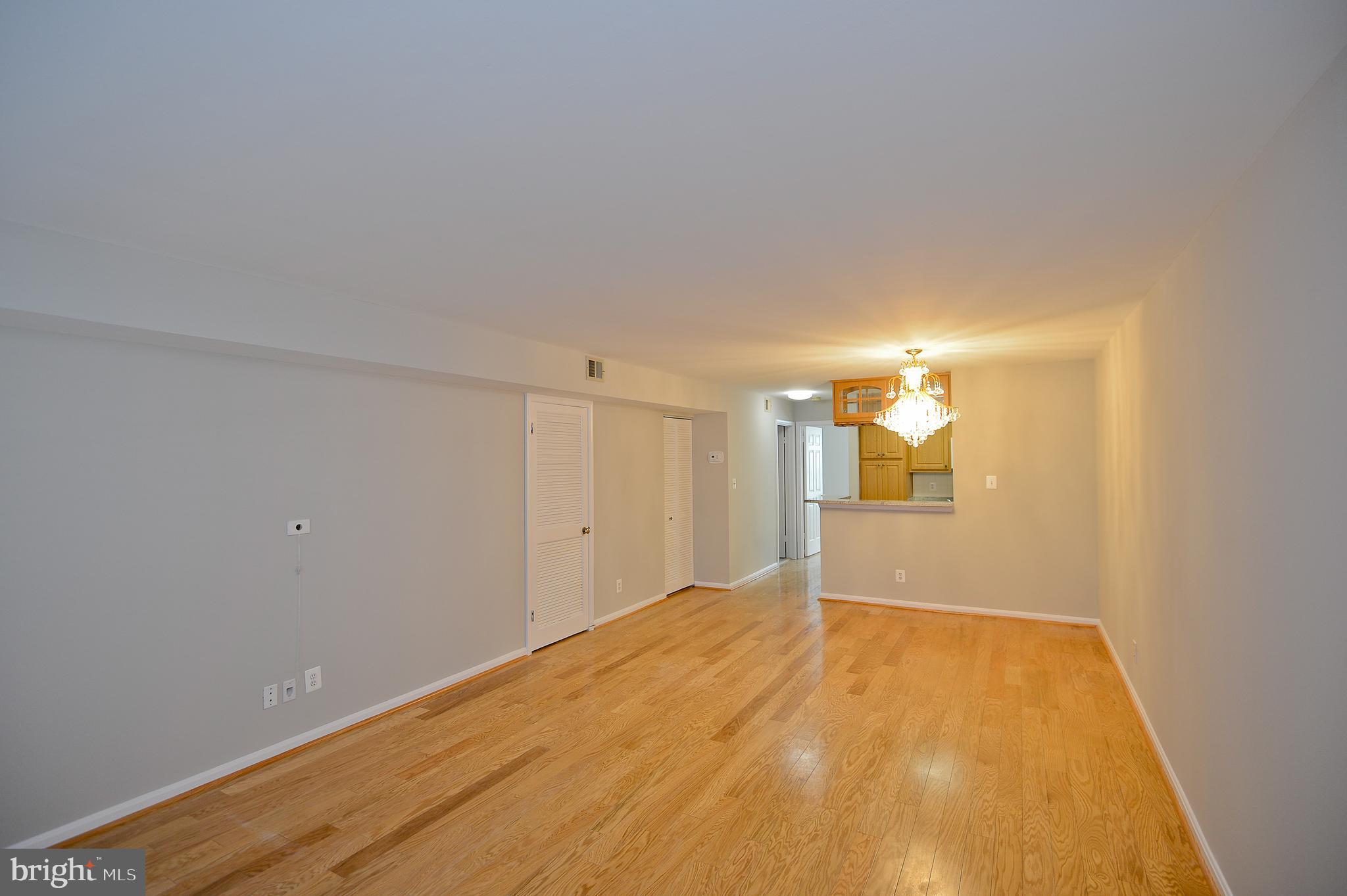 PONDS AT CENTREVILLE - Residential