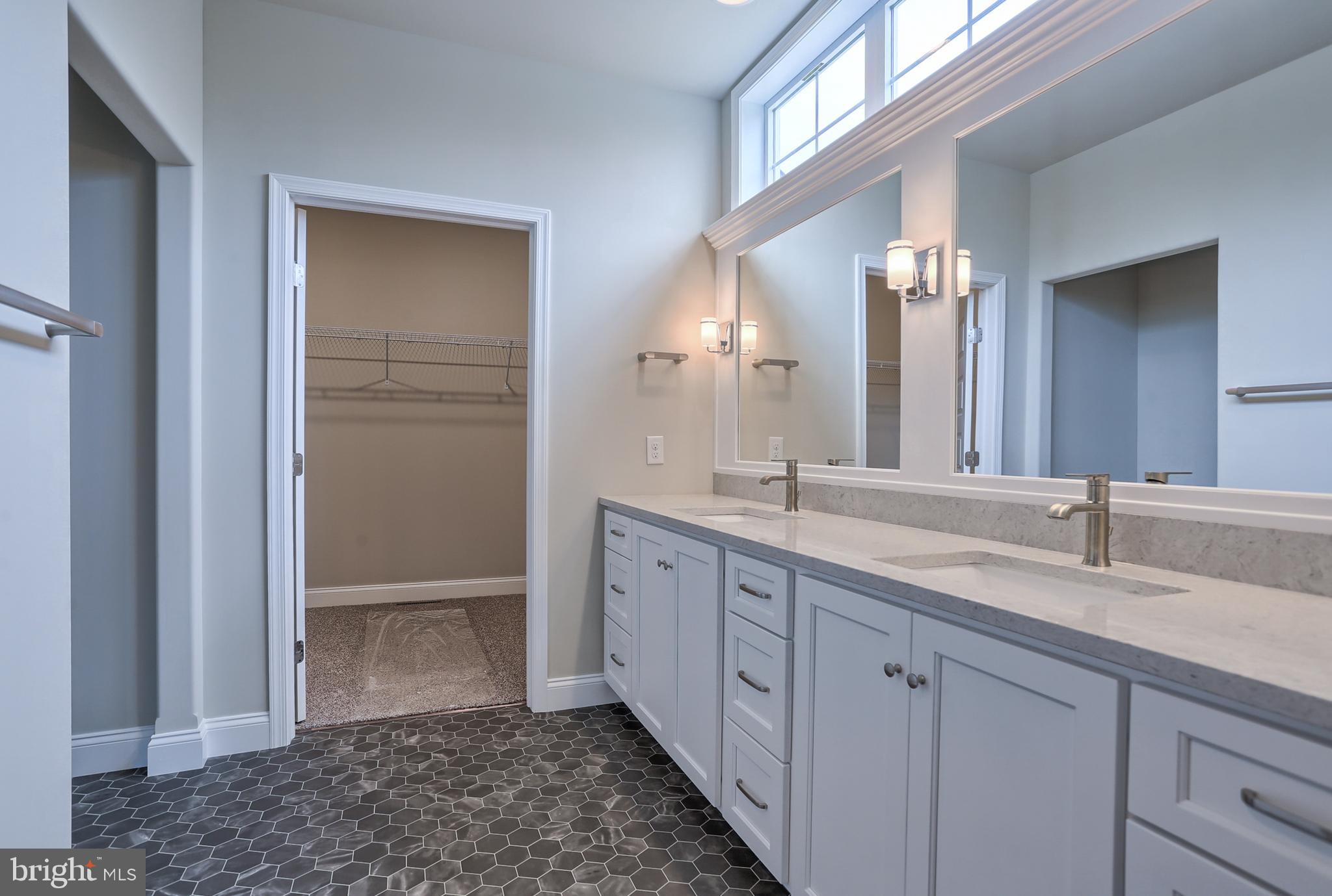 THE ESTATES AT HEARTHSIDE - Residential