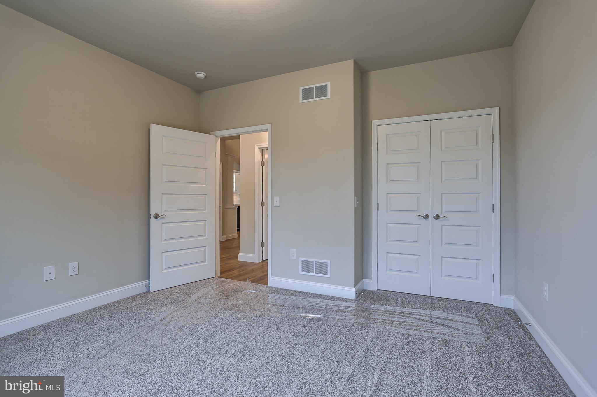 THE ESTATES AT HEARTHSIDE - Residential