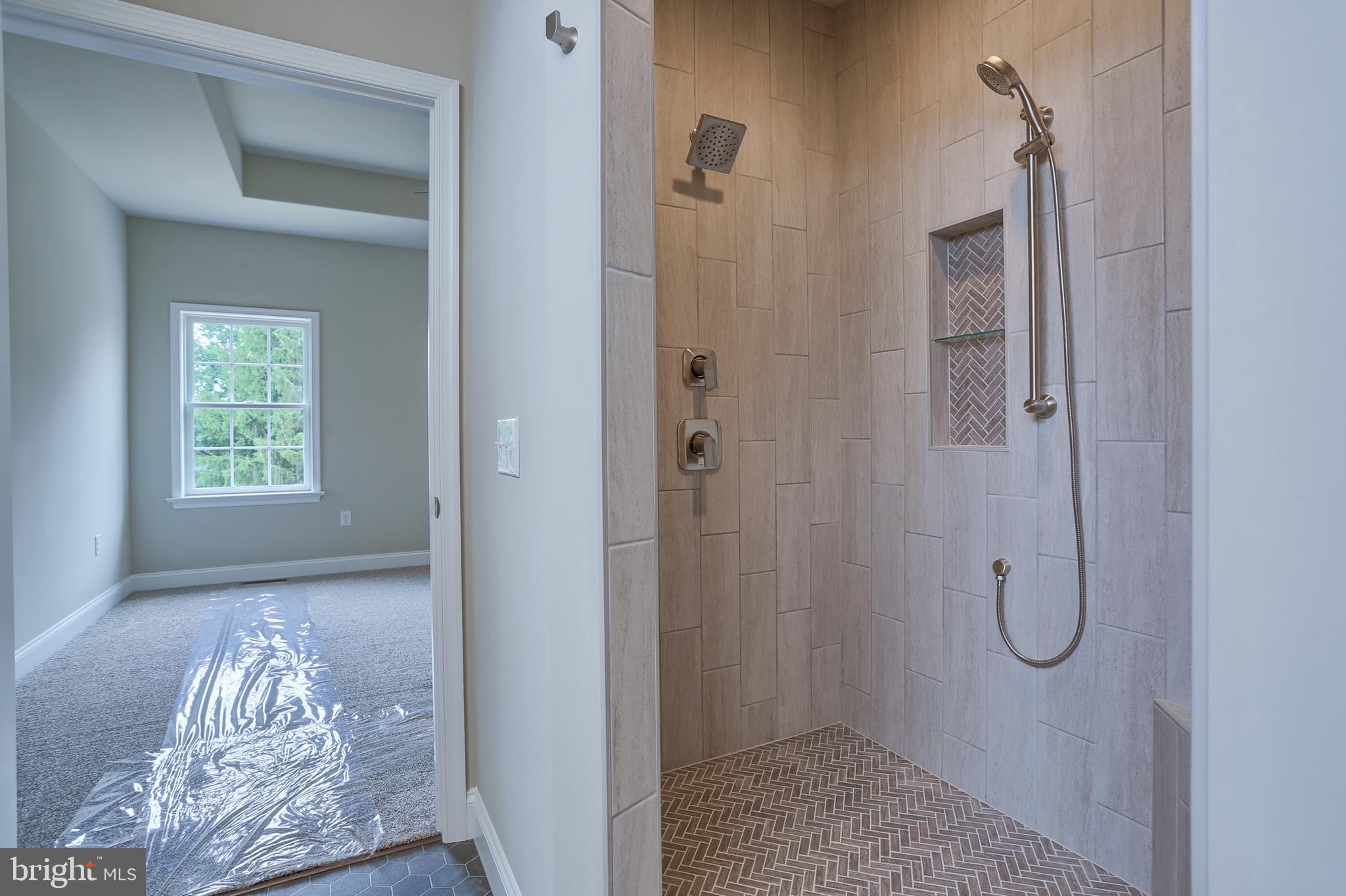 THE ESTATES AT HEARTHSIDE - Residential