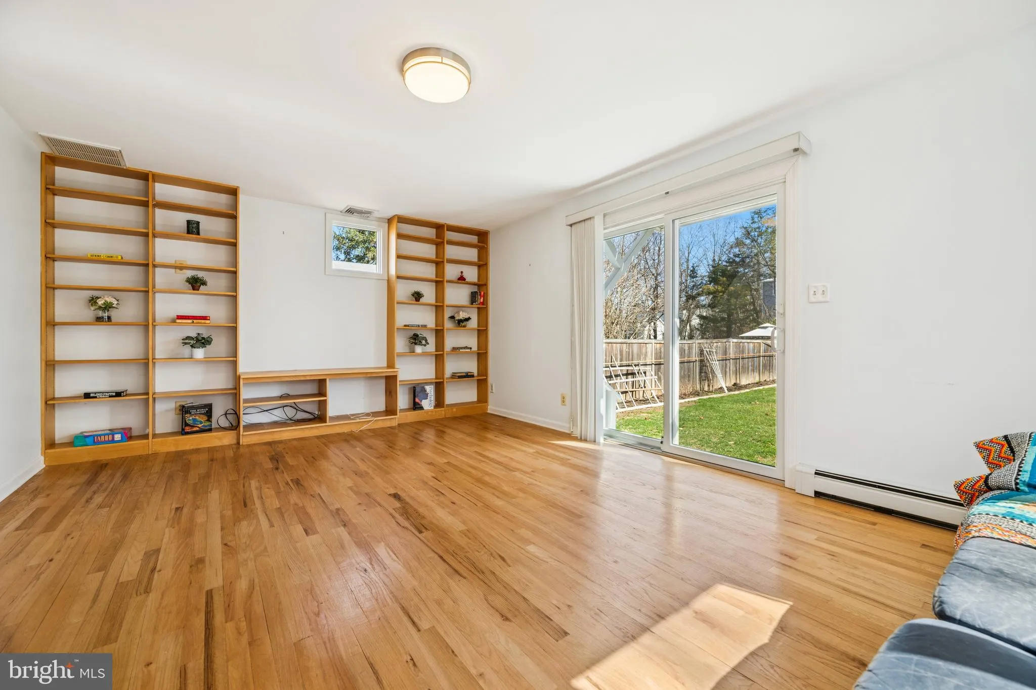 Princeton, New Jersey 08540, United States, 4 Bedrooms Bedrooms, ,3 BathroomsBathrooms,Residential,Coming Soon,96323