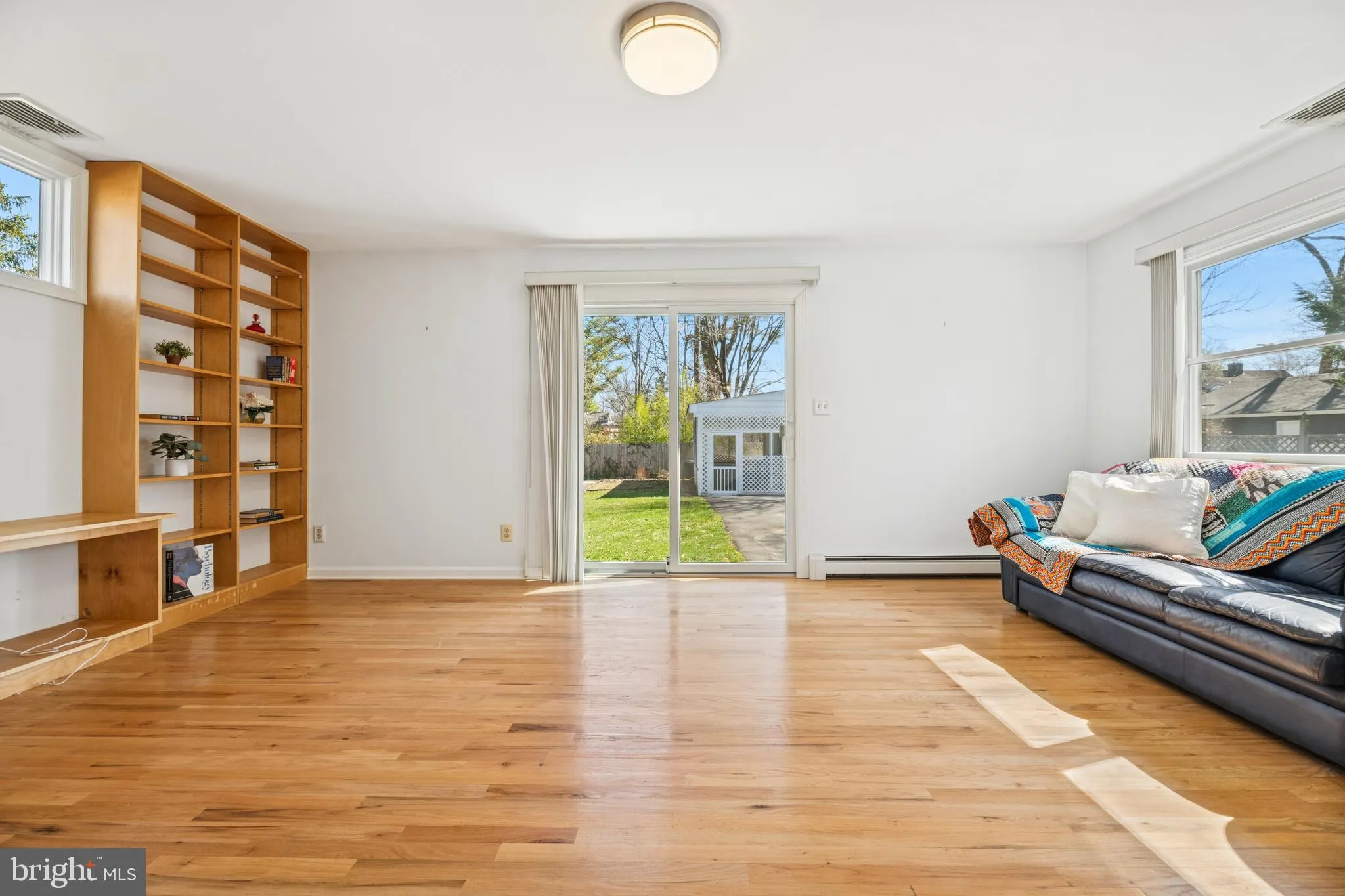 Princeton, New Jersey 08540, United States, 4 Bedrooms Bedrooms, ,3 BathroomsBathrooms,Residential,Coming Soon,96323