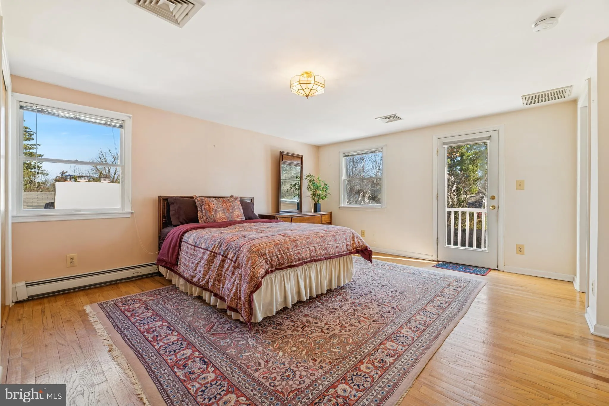 Princeton, New Jersey 08540, United States, 4 Bedrooms Bedrooms, ,3 BathroomsBathrooms,Residential,Coming Soon,96323