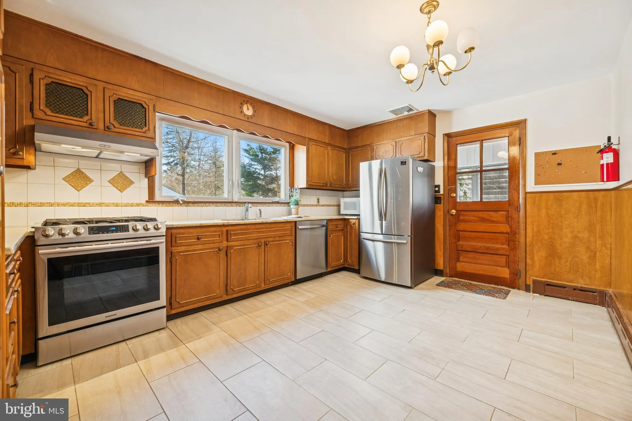 Princeton, New Jersey 08540, United States, 4 Bedrooms Bedrooms, ,3 BathroomsBathrooms,Residential,Coming Soon,96323