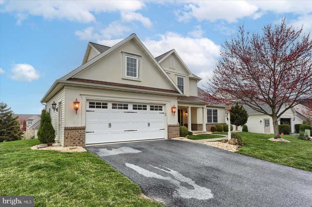 Photo of 112 KILGANNON LN, LANCASTER, PA 17603 (MLS # PALA2032674)