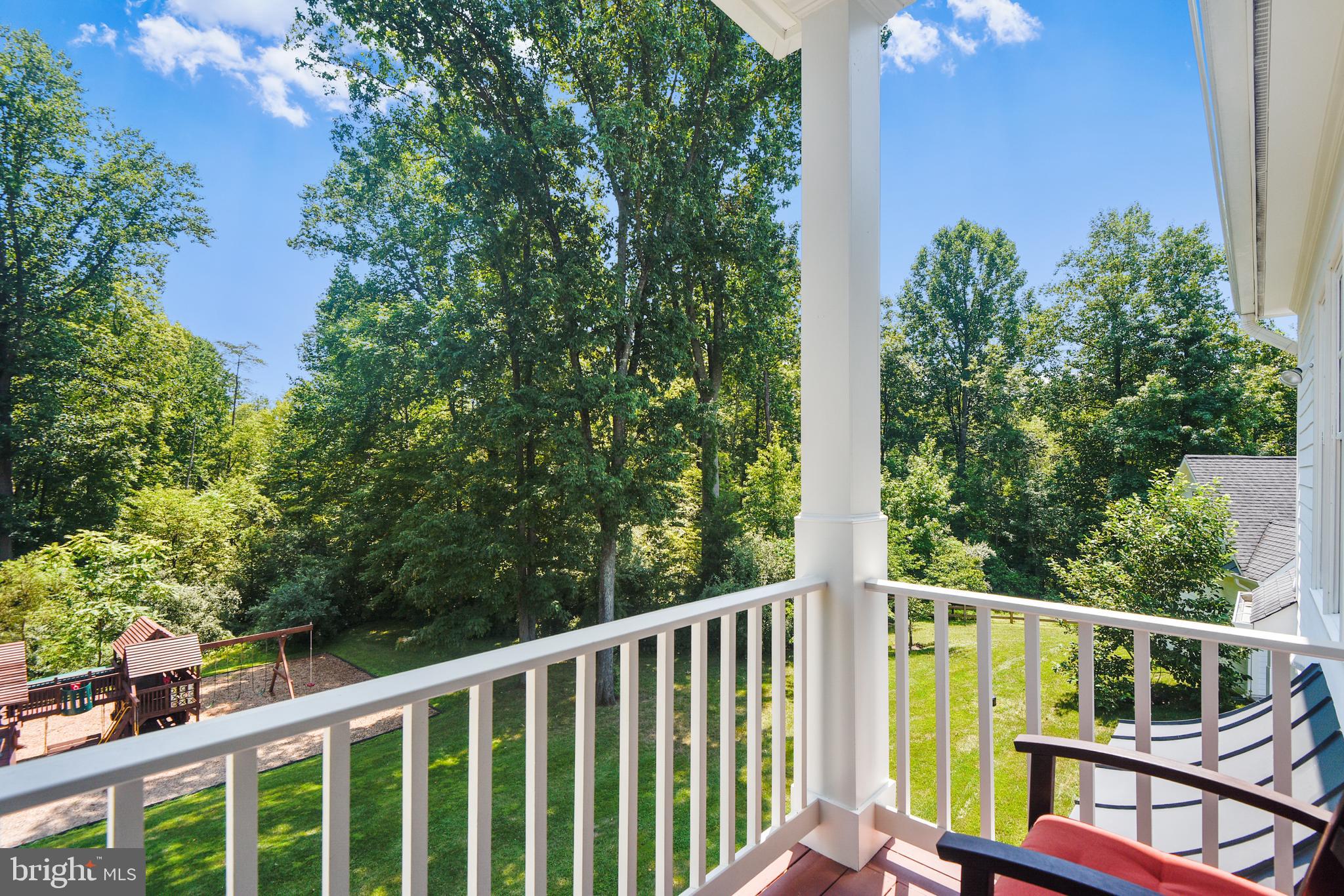 NEAR CLIFTON - Residential