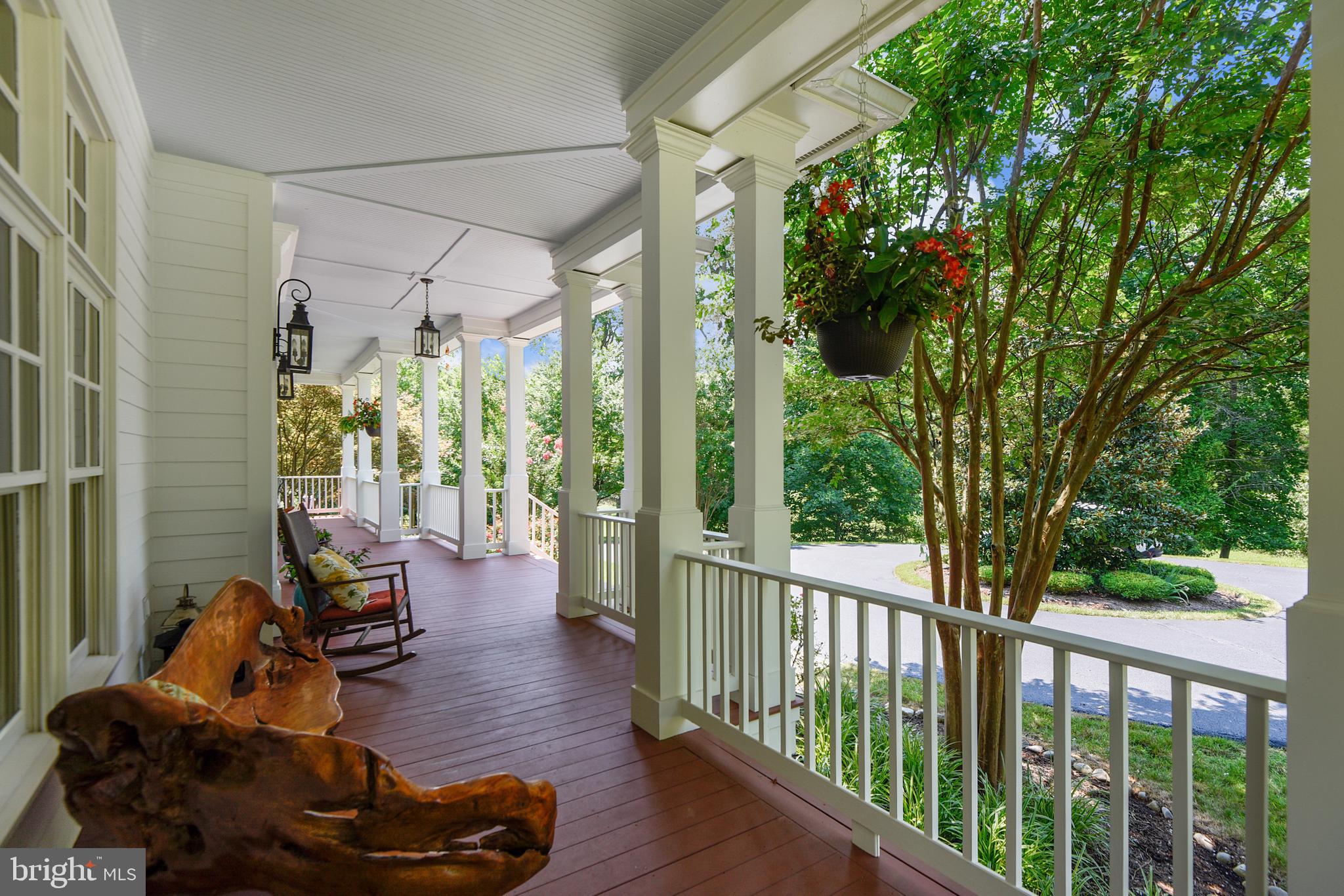 NEAR CLIFTON - Residential