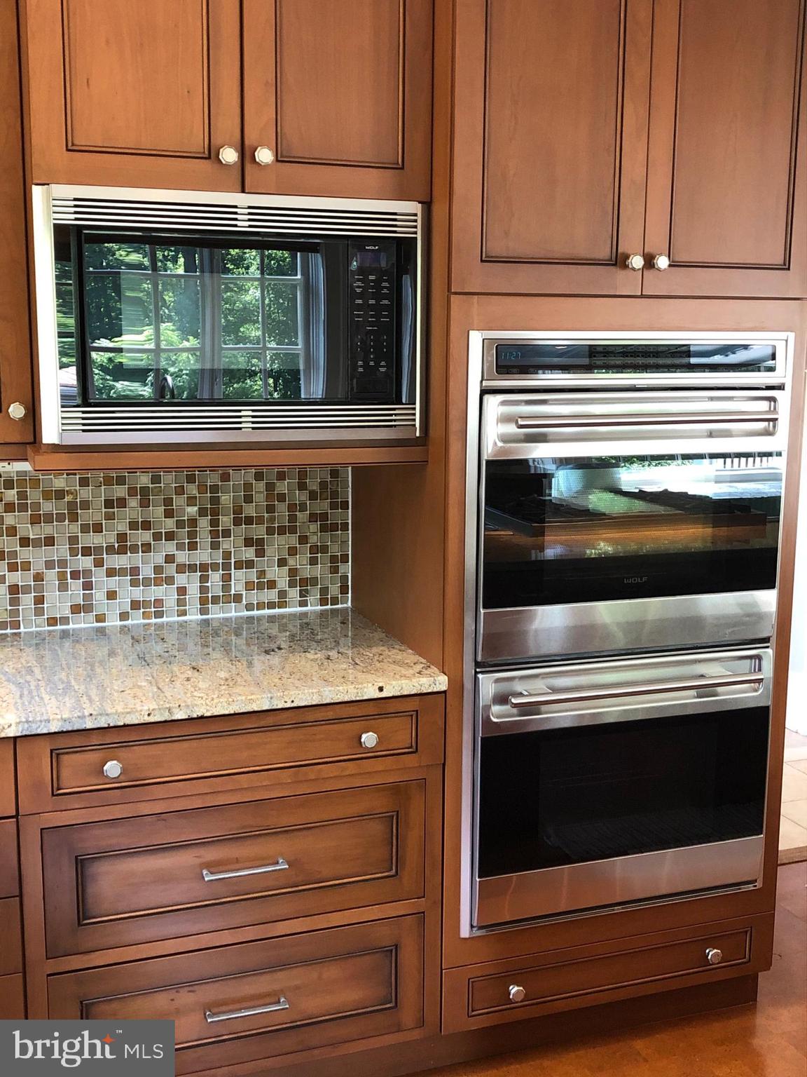 NEAR CLIFTON - Residential