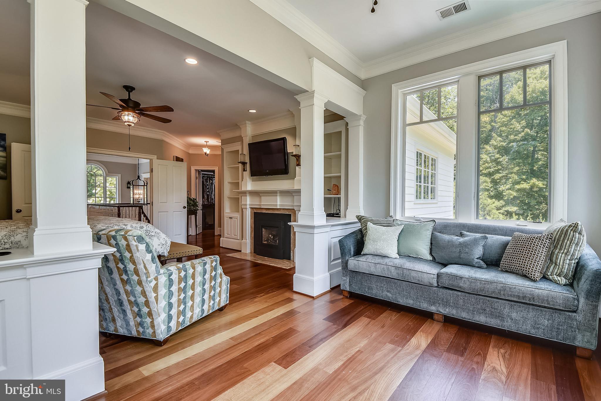 NEAR CLIFTON - Residential