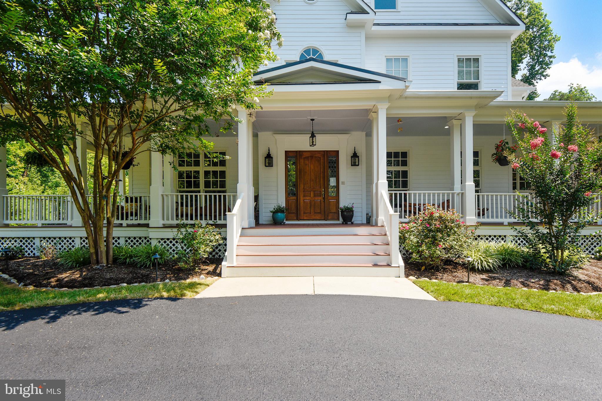 NEAR CLIFTON - Residential