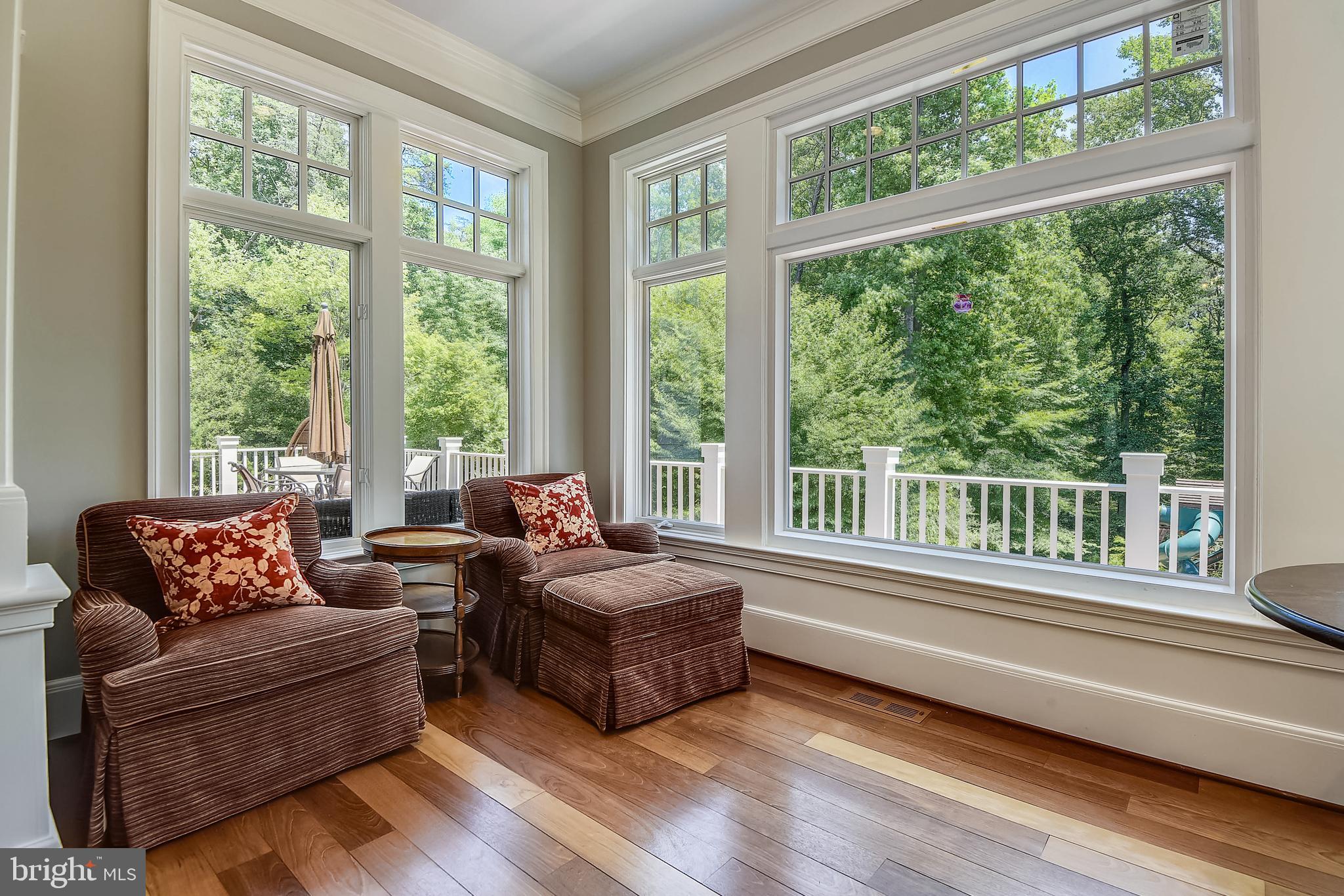 NEAR CLIFTON - Residential