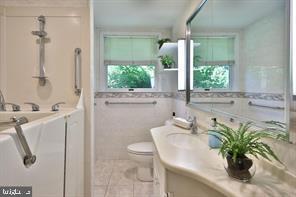 CROSSWICKS - Residential Lease