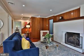 CROSSWICKS - Residential Lease