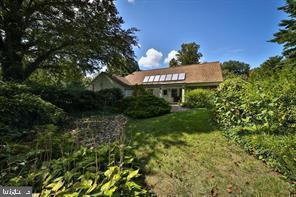 CROSSWICKS - Residential Lease