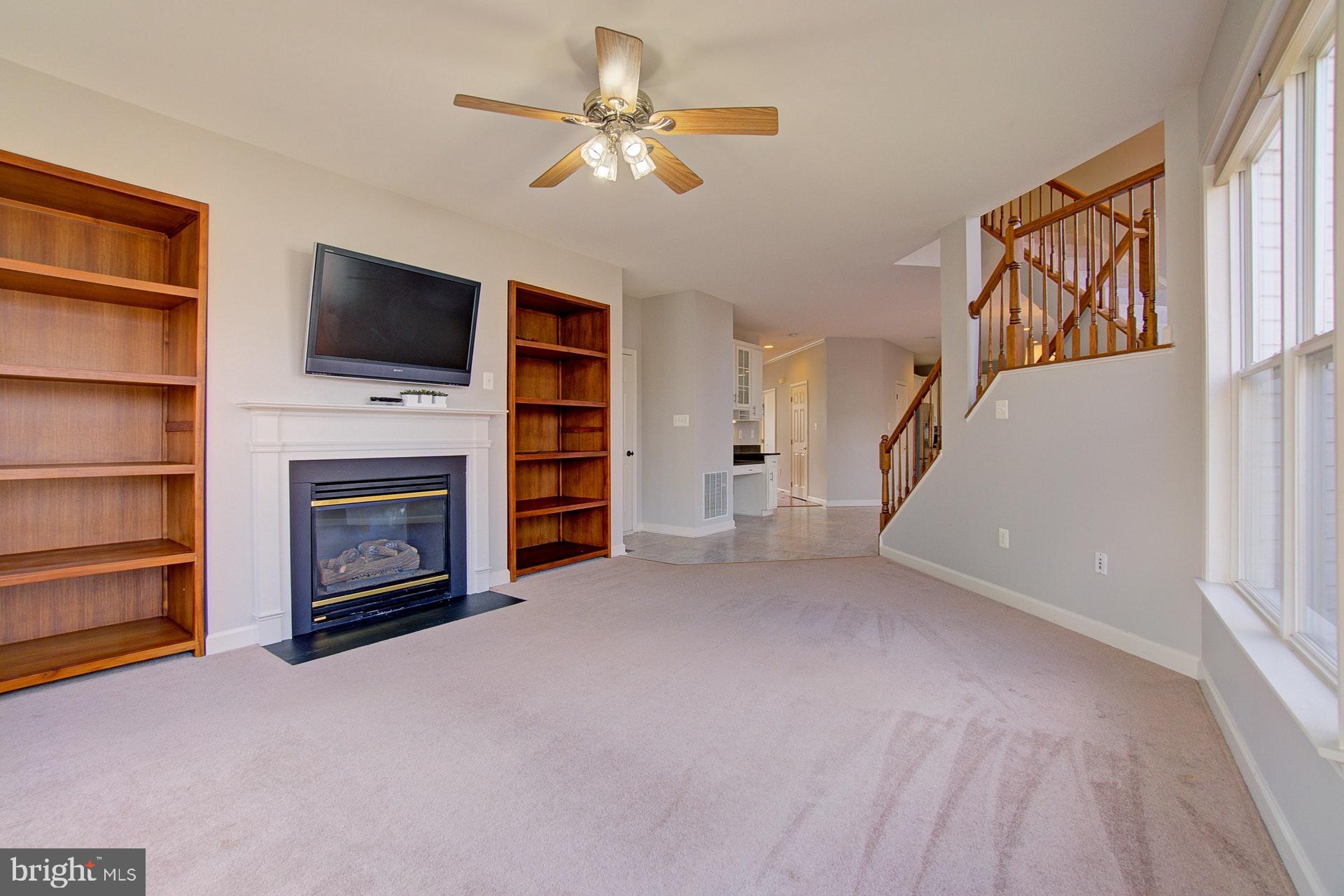 CARTERS GROVE - Residential