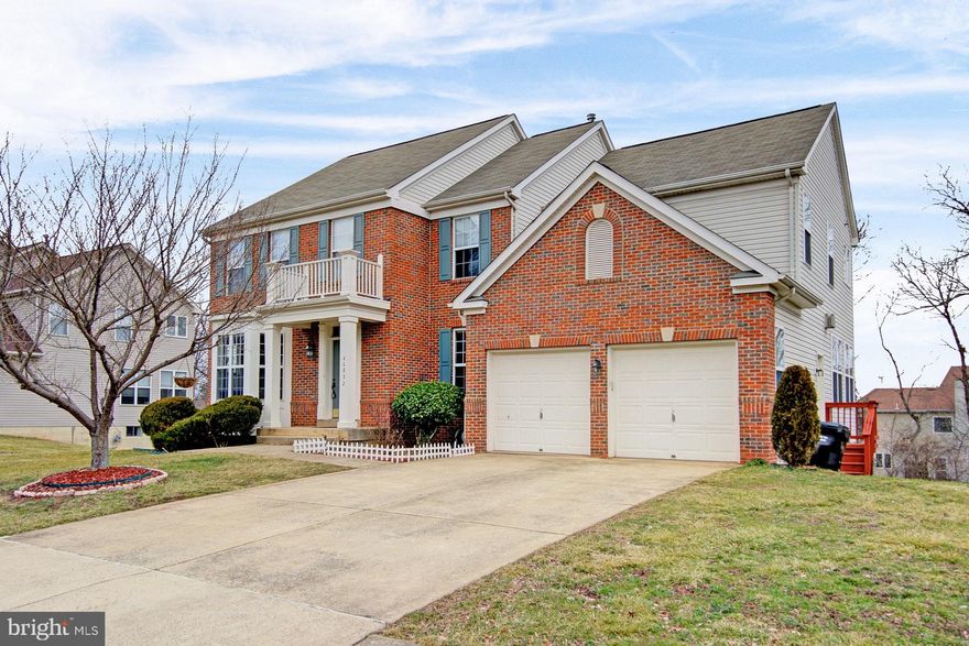 Welcome to your new home where you can enjoy this spacious, move-in ready home set in a central location. The sprawling floorplan offers six bedrooms and 4.5 baths spread over two levels offering ample space for busy day-to-day life. Five bedrooms and three full baths are located upstairs, offering great separation of living for those times when you need to retreat for quiet escape.The beautiful kitchen is set in the heart of the home and is sure to impress any home chef. Complete with granite countertops, a suite of stainless steel appliances, ample storage and a center island, this is the ideal space to prepare anything from a casual dinner for two to catering for friends and family.The kitchen is open to the casual meals area with a built-in planning desk and a bar area for entertaining. From here, flow through double doors out to the huge rear deck, perfect for enjoying a morning coffee or a cool afternoon drink. A light-filled family room will be a favorite place to gather around the cozy gas fireplace and admire the plush carpet underfoot and built-ins. Also located on this level is a formal lounge and a formal dining room.Downstairs, the fully-finished, walk-out level basement offers a (legal) sixth bedroom and a full bath, perfect for use as a guest suite, in-law retreat or for simply extra living space. Double doors open out to the rear patio where you can relax and take in the views over the yard.Extra features abound and include ceiling fans throughout for comfortable living, easy-care tiled floors in the kitchen and dining space, recessed lighting and an attached two-car garage. This beautiful property is conveniently located off Route 7/Harry Byrd Hwy, offering easy access to shopping, schools and services.