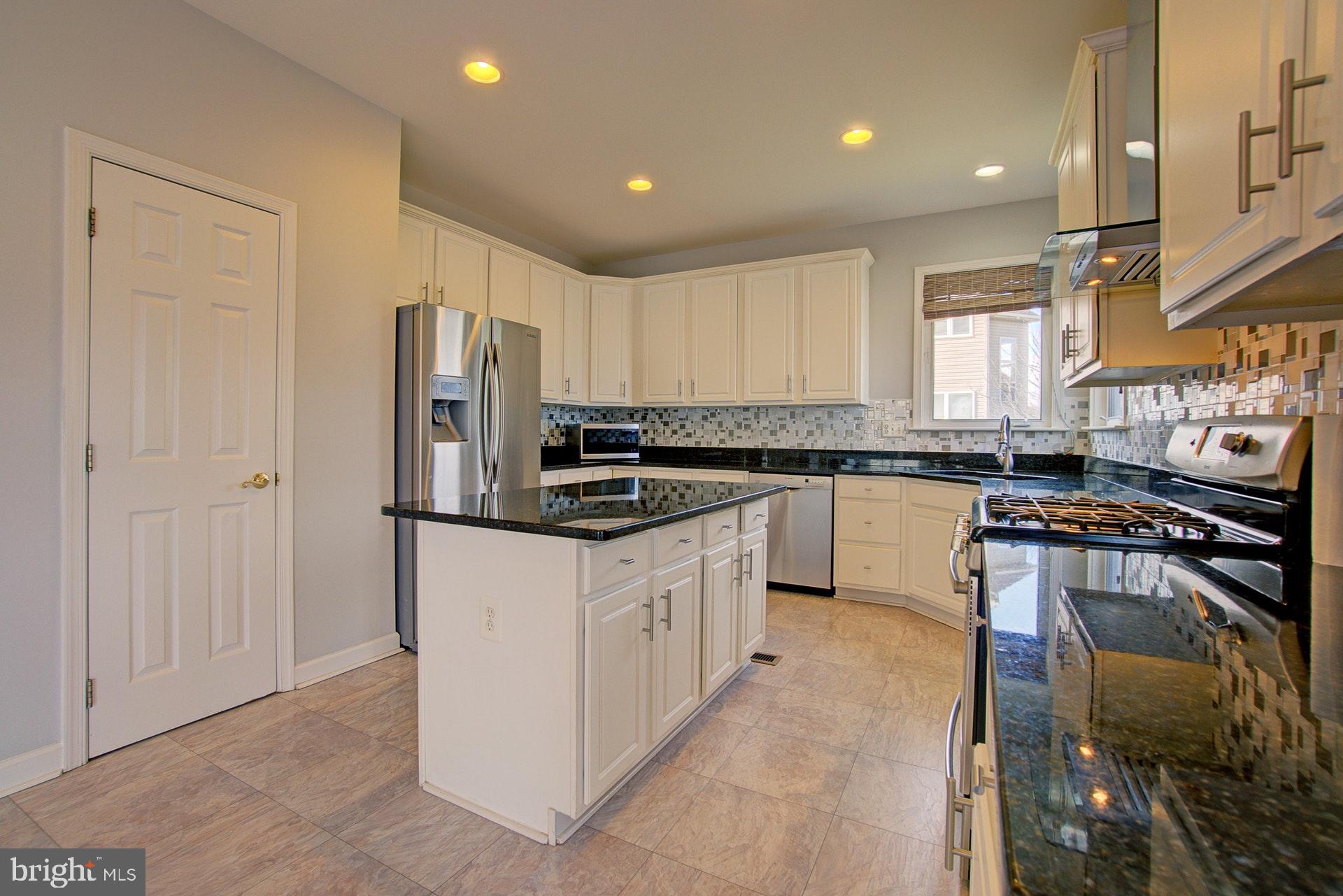 CARTERS GROVE - Residential