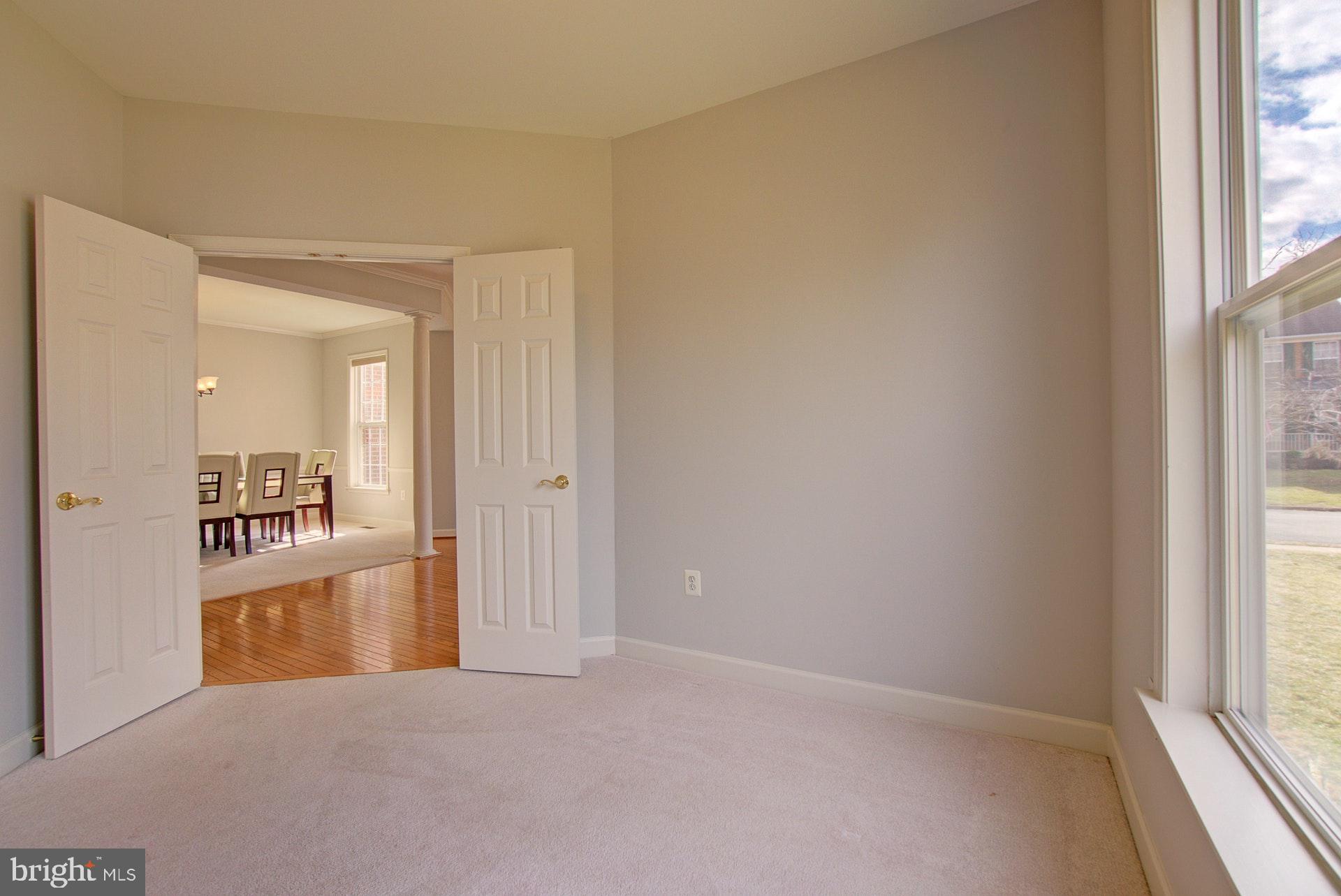 CARTERS GROVE - Residential