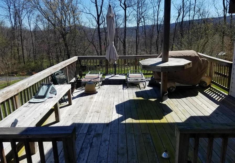 61 HAMMS ROCKY HILL