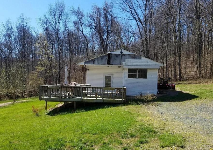 61 HAMMS ROCKY HILL