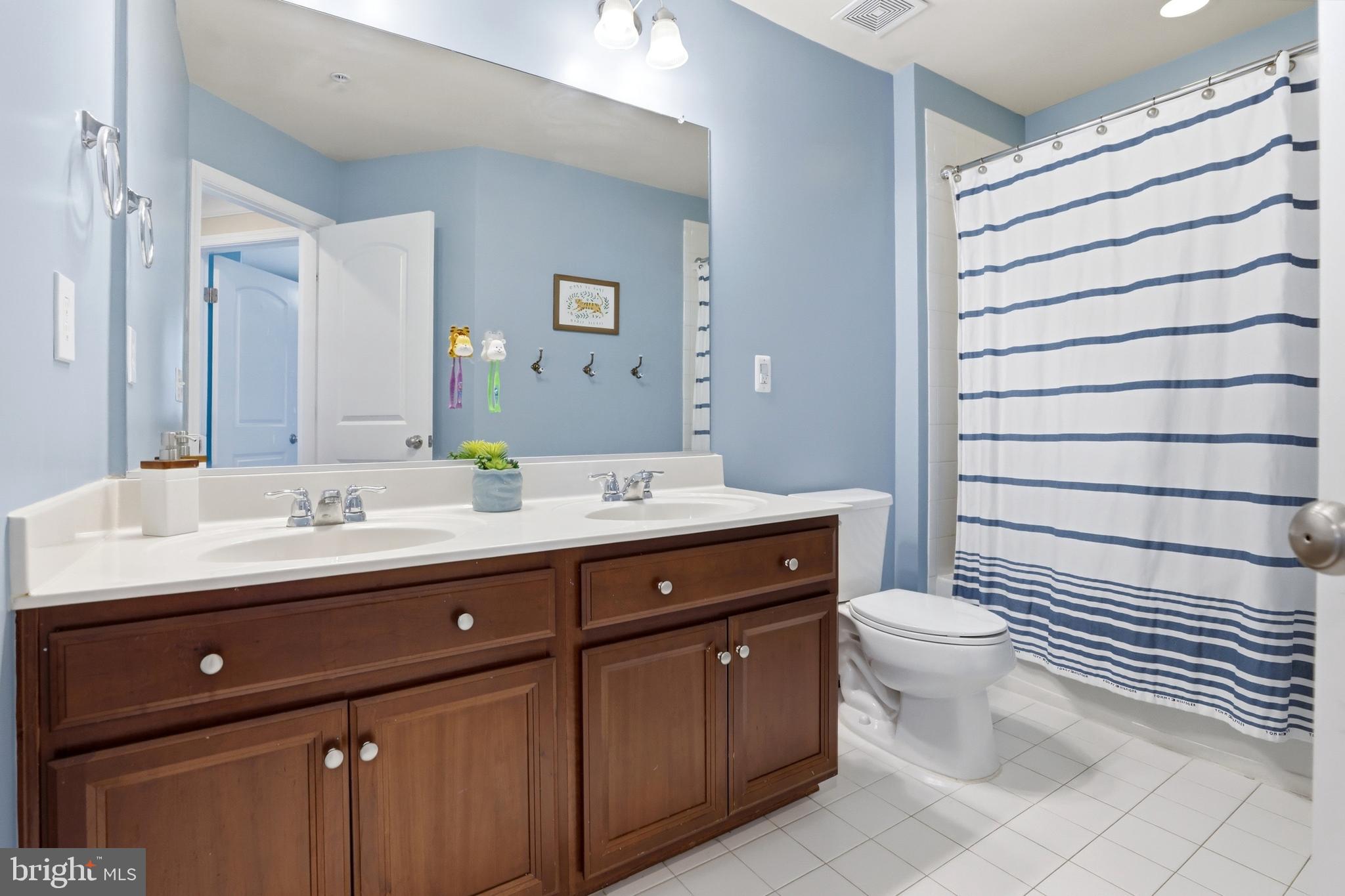 CANTERBURY VILLAGE - Residential