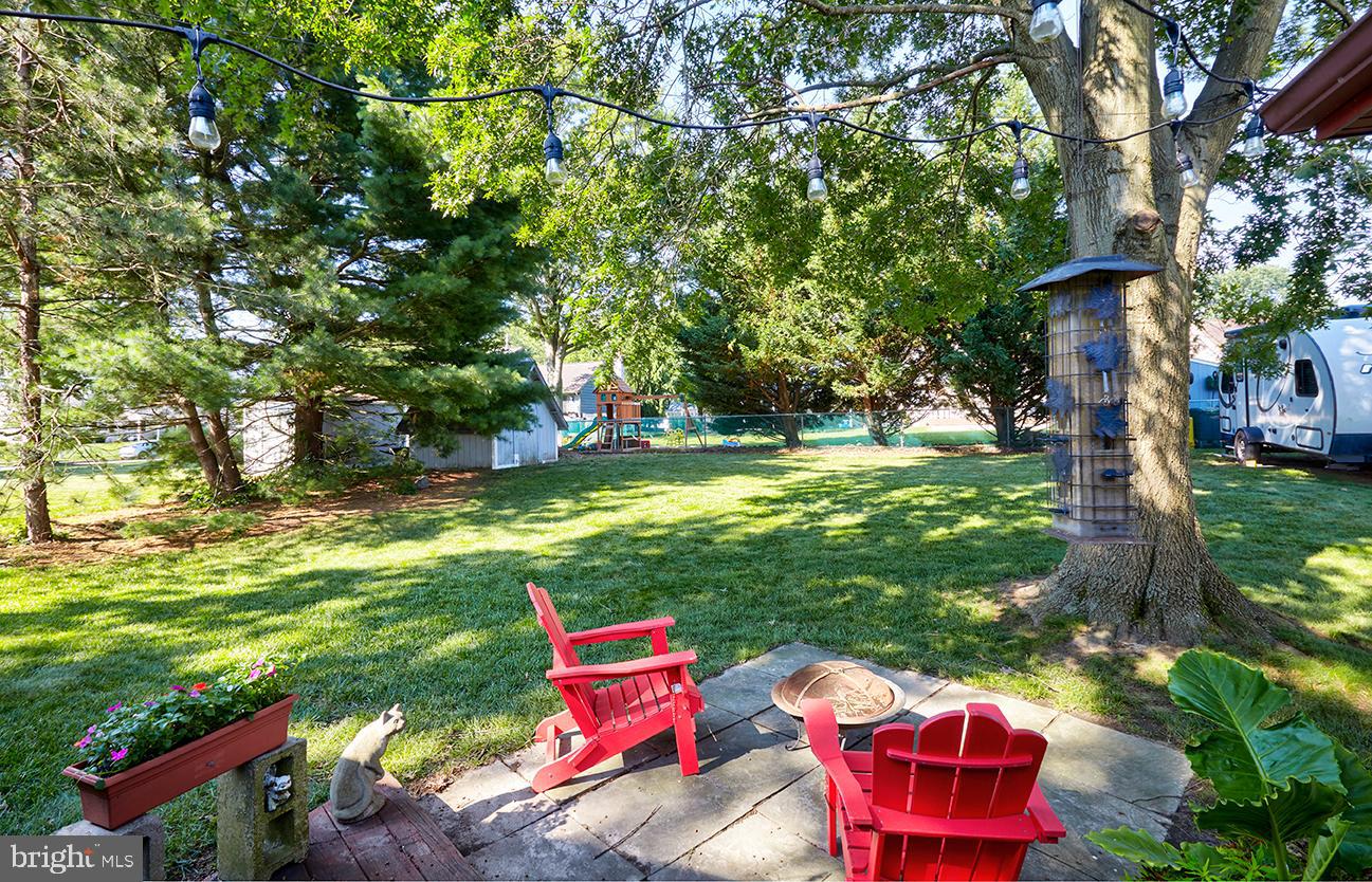 225 BENTWOOD DRIVE