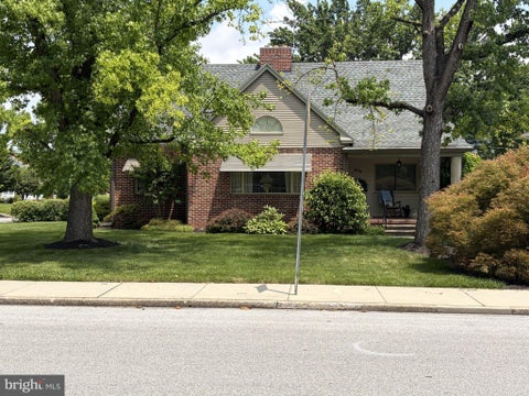 Homes For Sale - 400 Baer Avenue<br/> HANOVER, PA 17331